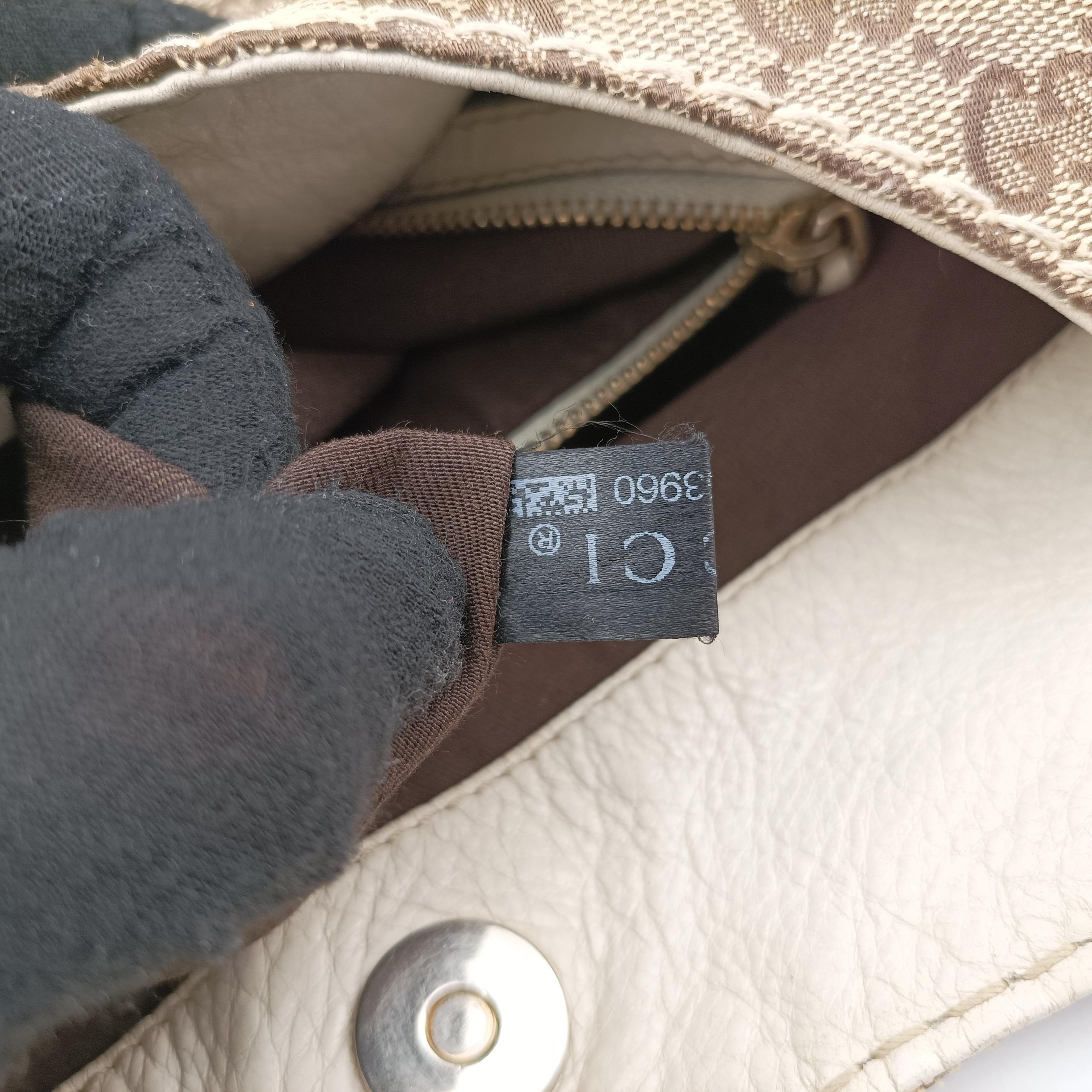 Pre-owned Gucci Charlotte WhitexBeide canvas×leather 203503 shoulderbag | stylenewstar