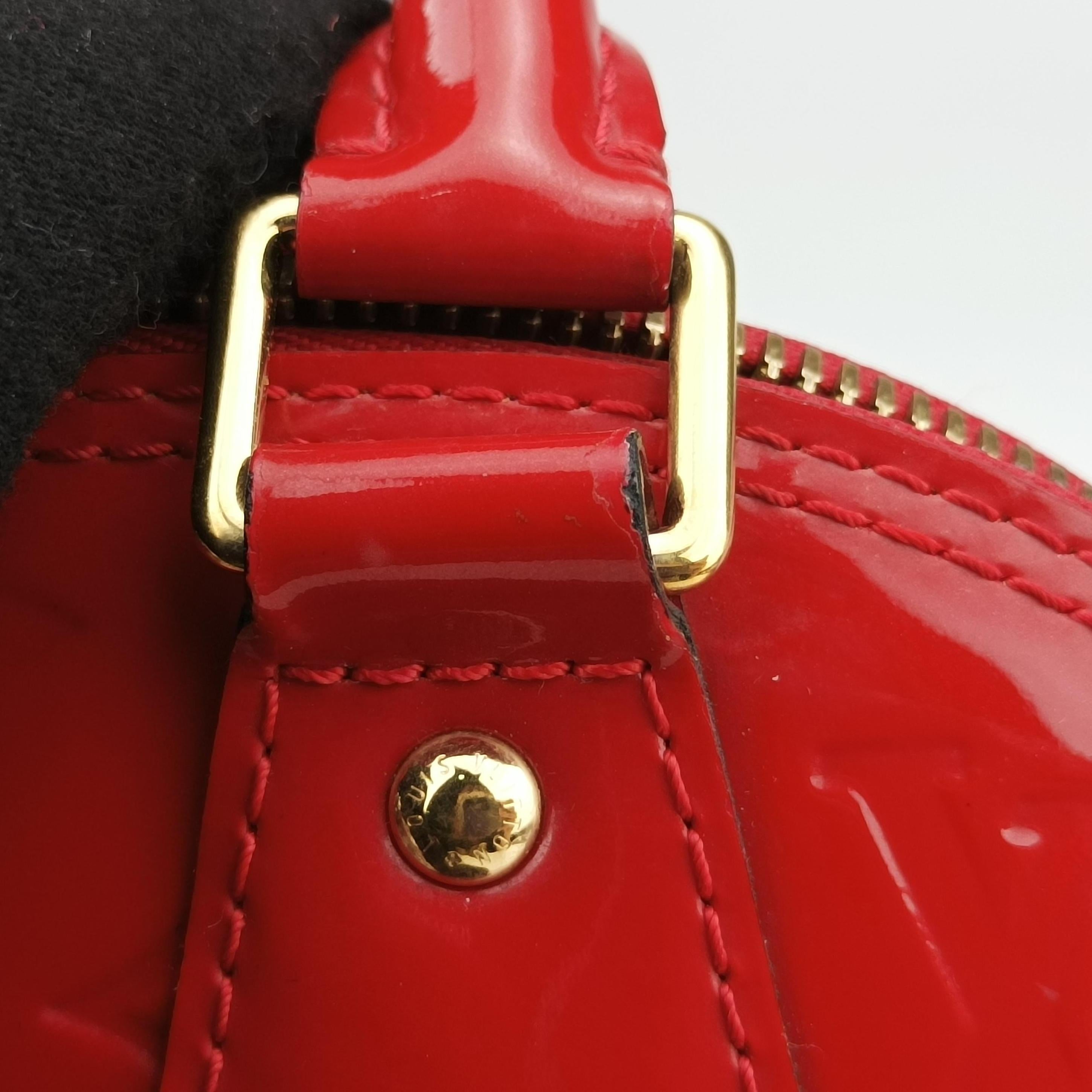 Pre-owned Louis Vuitton Alma BB CERISE Vernis M90174 shoulderbag | stylenewstar