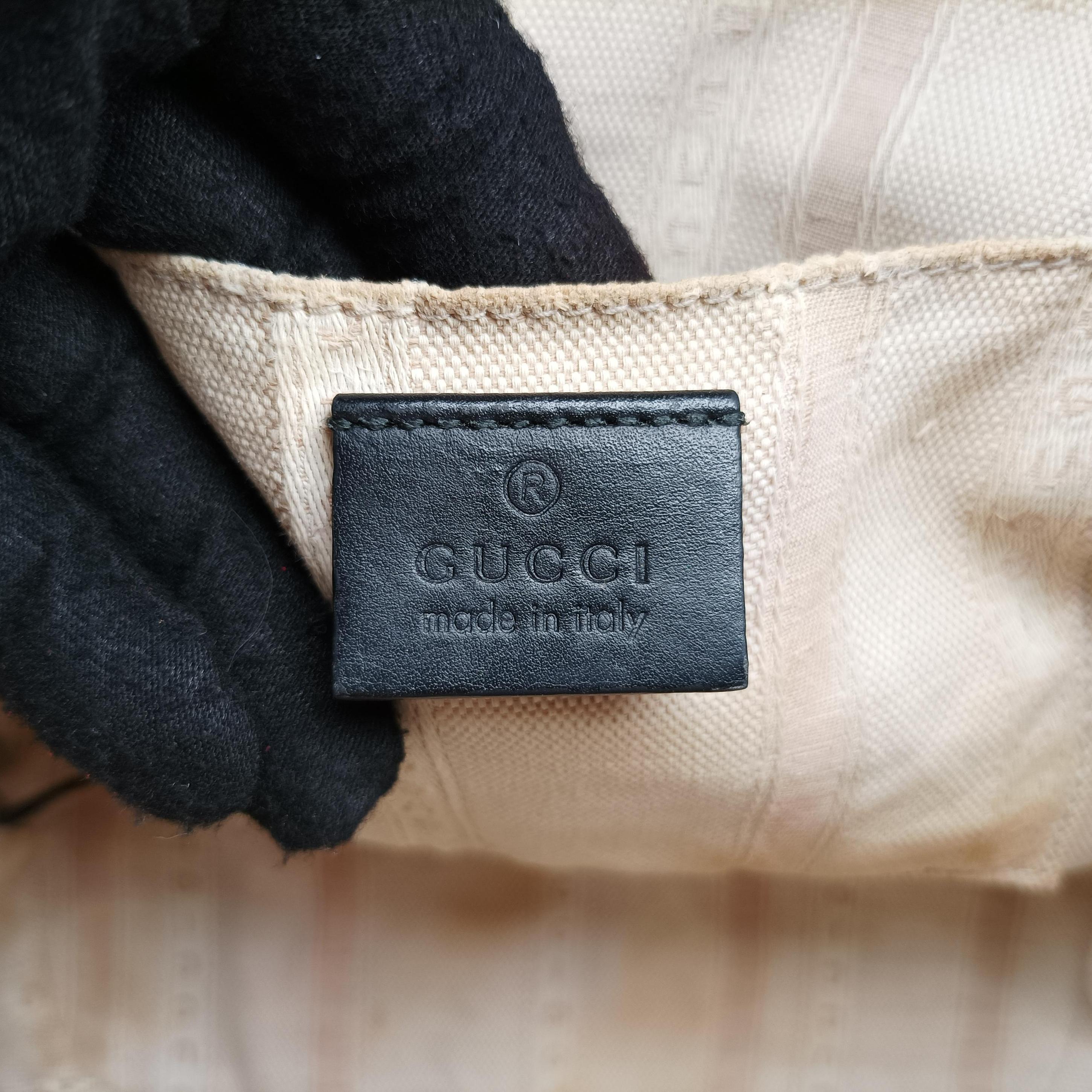 Pre-owned Gucci Bright Diamante Bucket Black Leather 354229 shoulderbag | stylenewstar