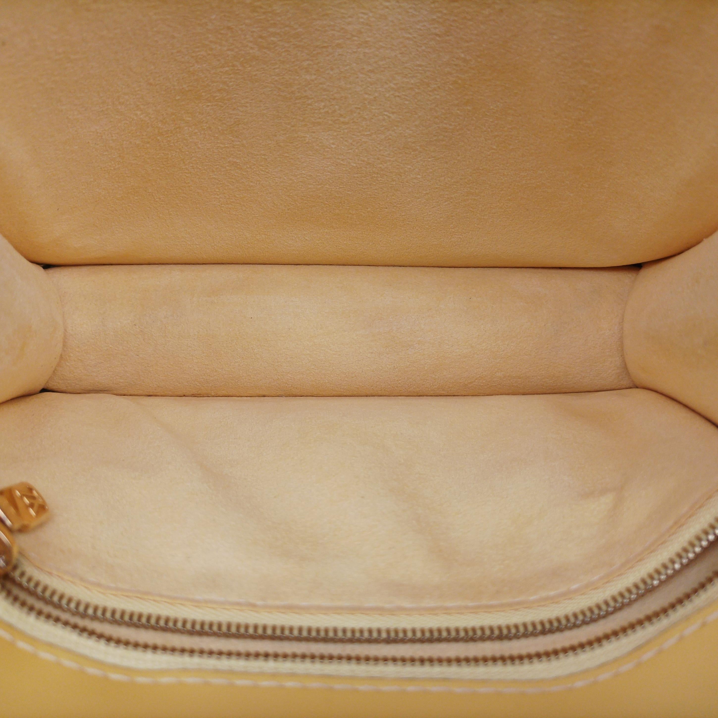 Pre-owned Louis Vuitton Monceau BB Yellow Vernis M40978 shoulderbag | stylenewstar