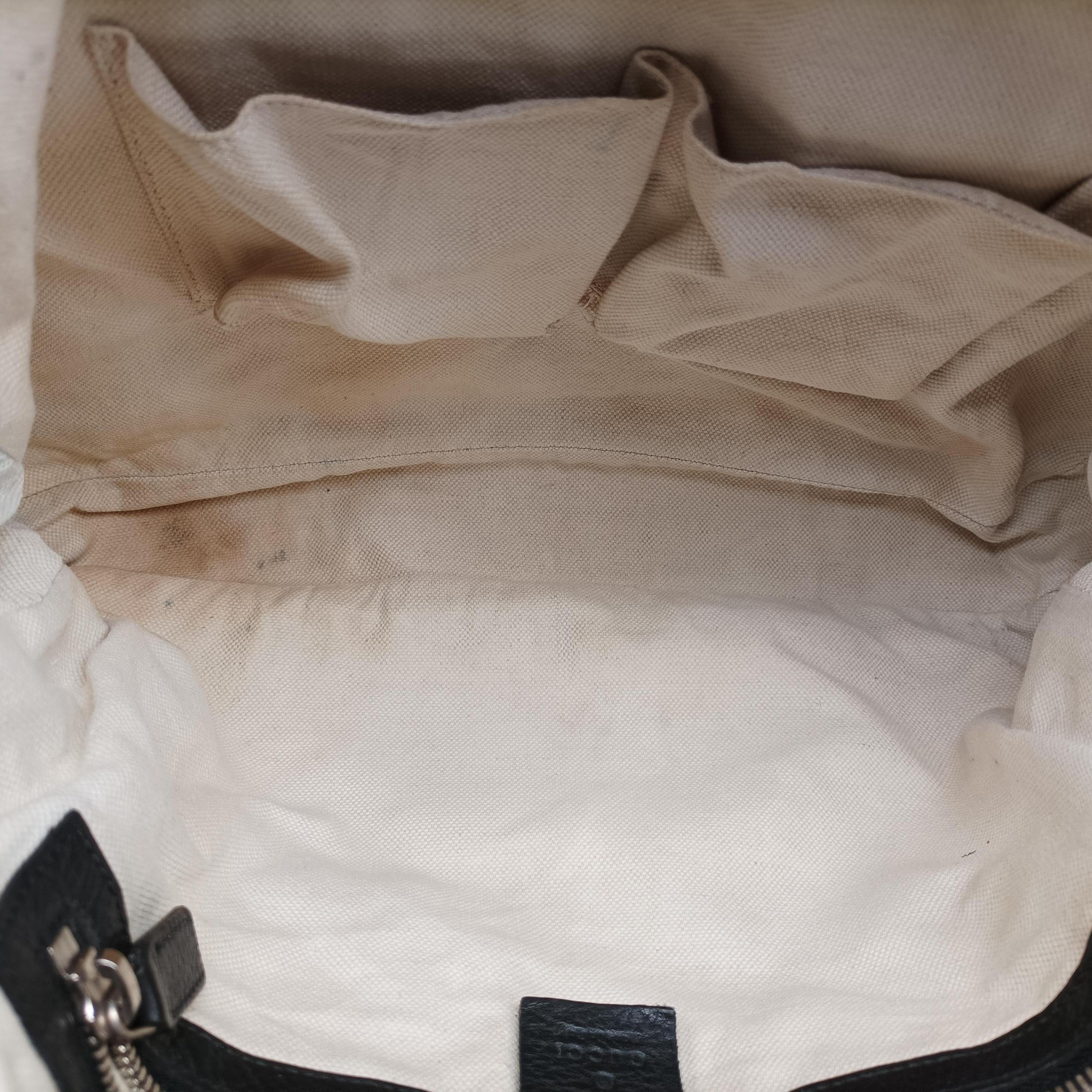 Pre-owned Gucci Soho Black Leather 359266 shoulderbag | stylenewstar