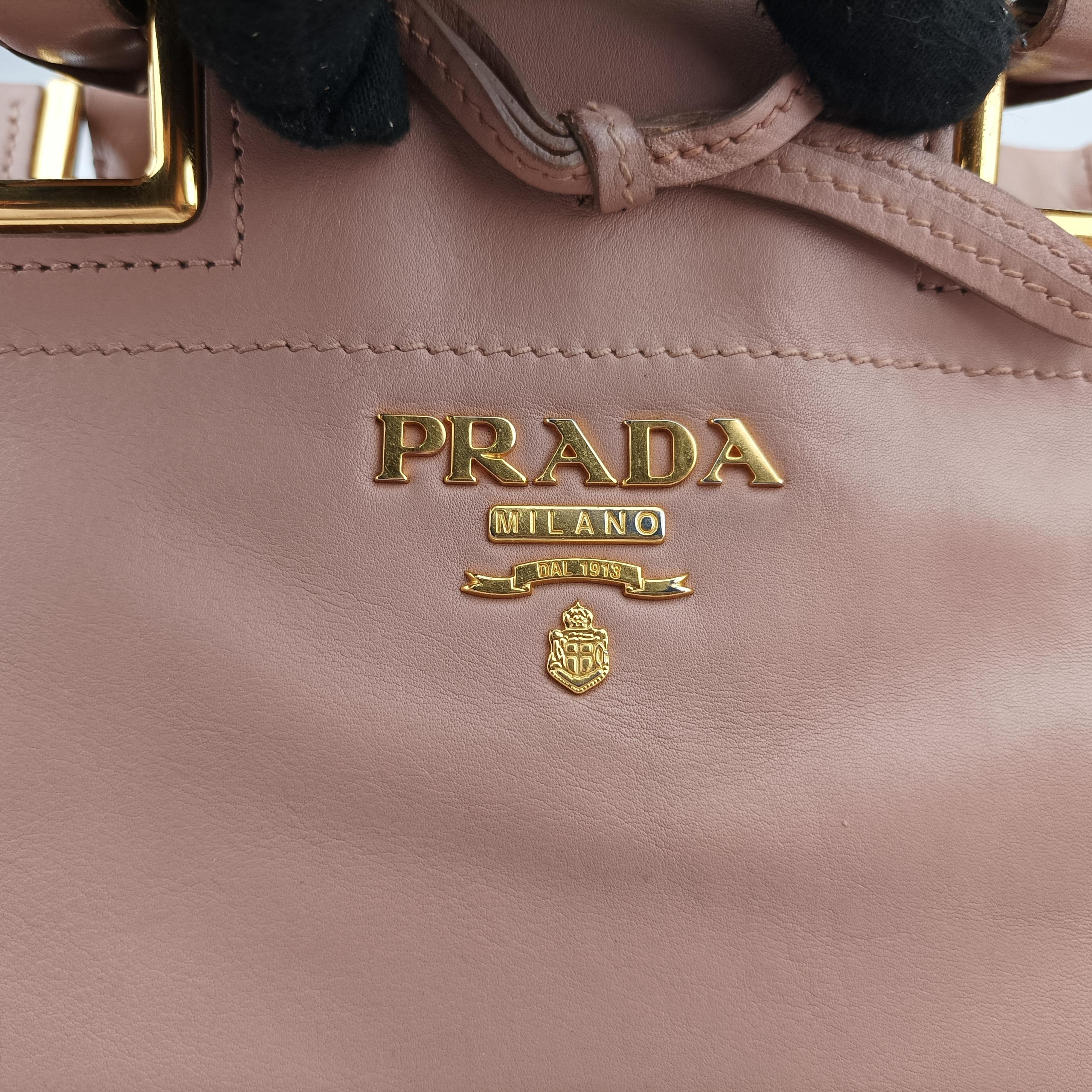 Vintage Prada Ribbon Pink Leather  shoulderbag | stylenewstar
