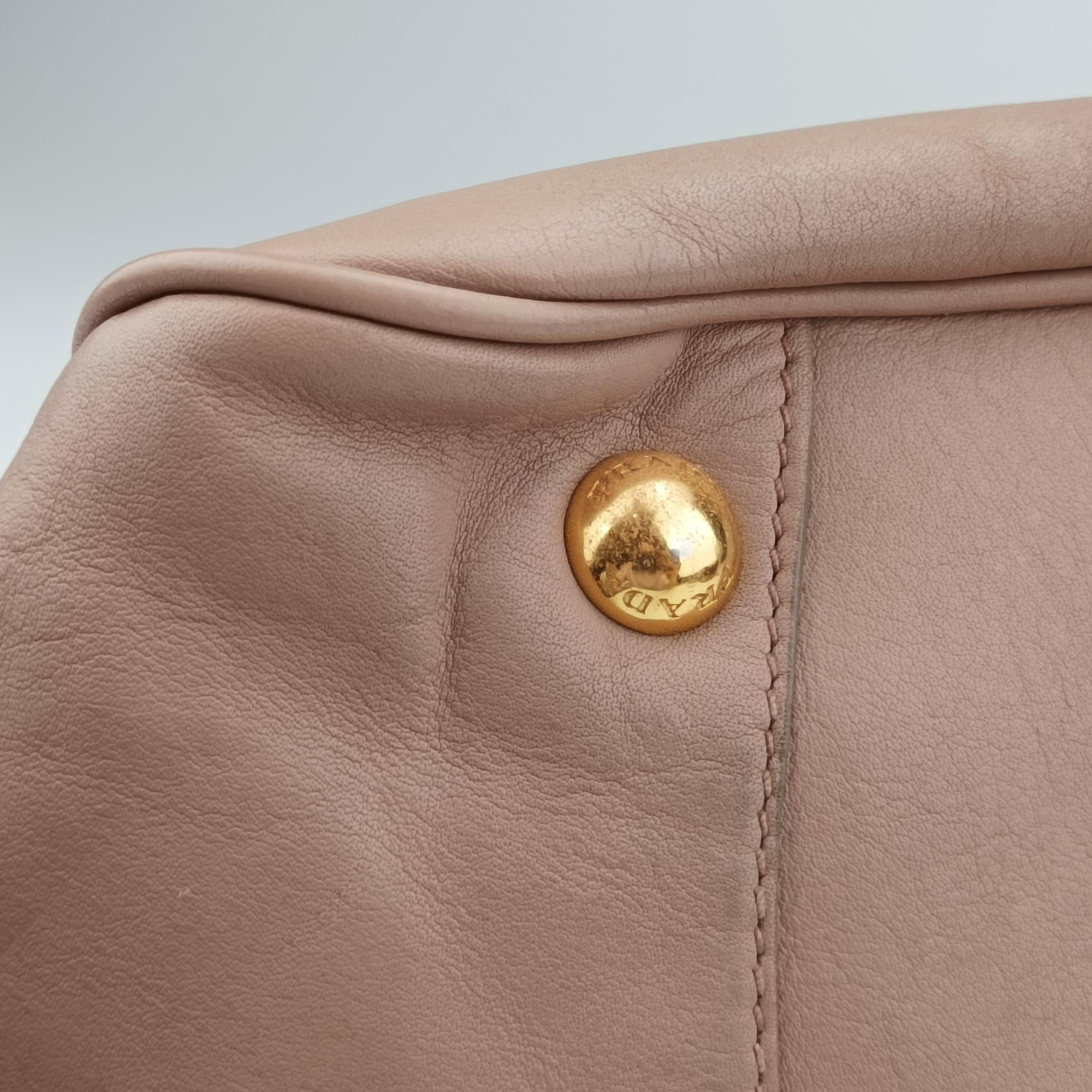Vintage Prada Ribbon Pink Leather  shoulderbag | stylenewstar