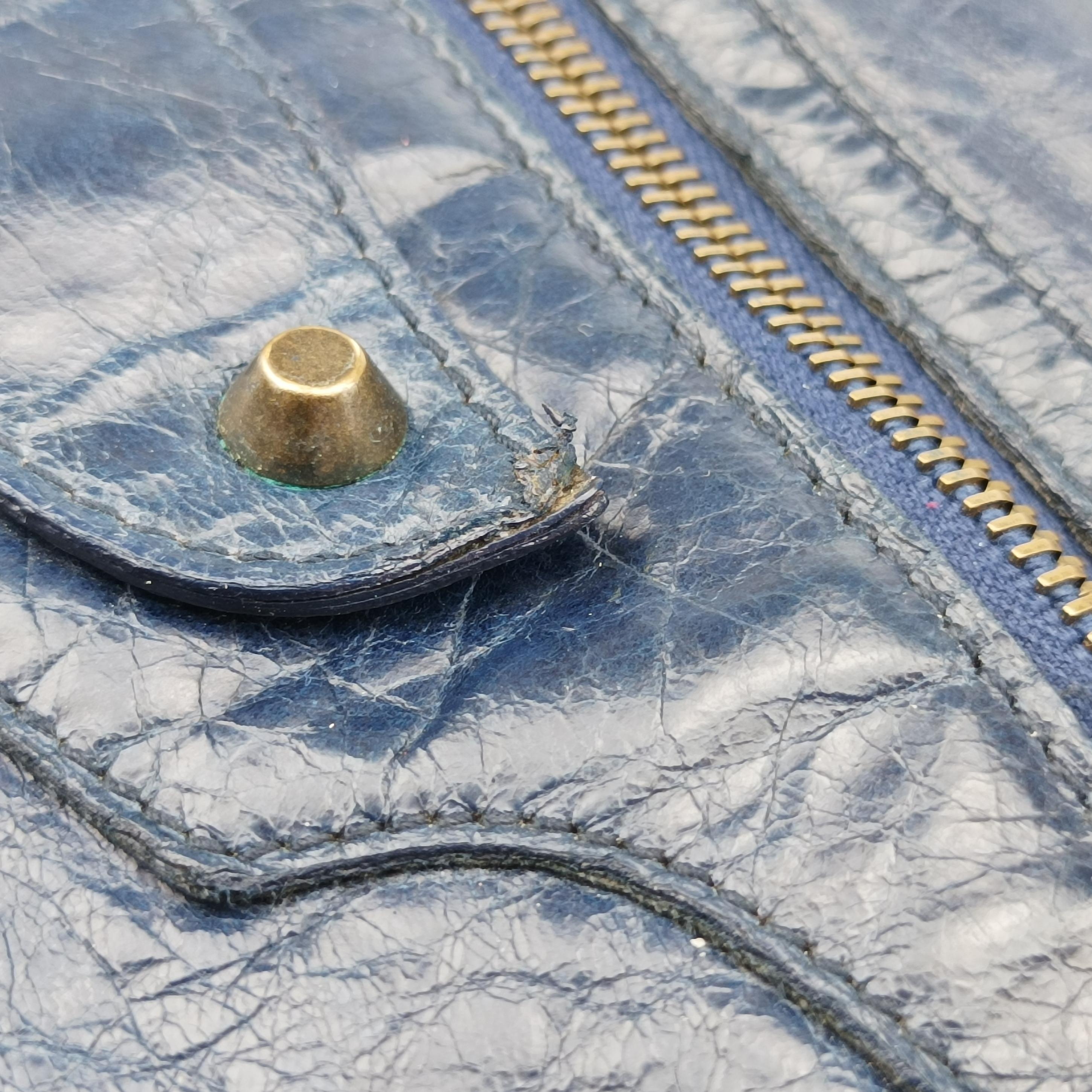 Secondhand Balenciaga The Day Navy lambskin  shoulderbag | stylenewstar