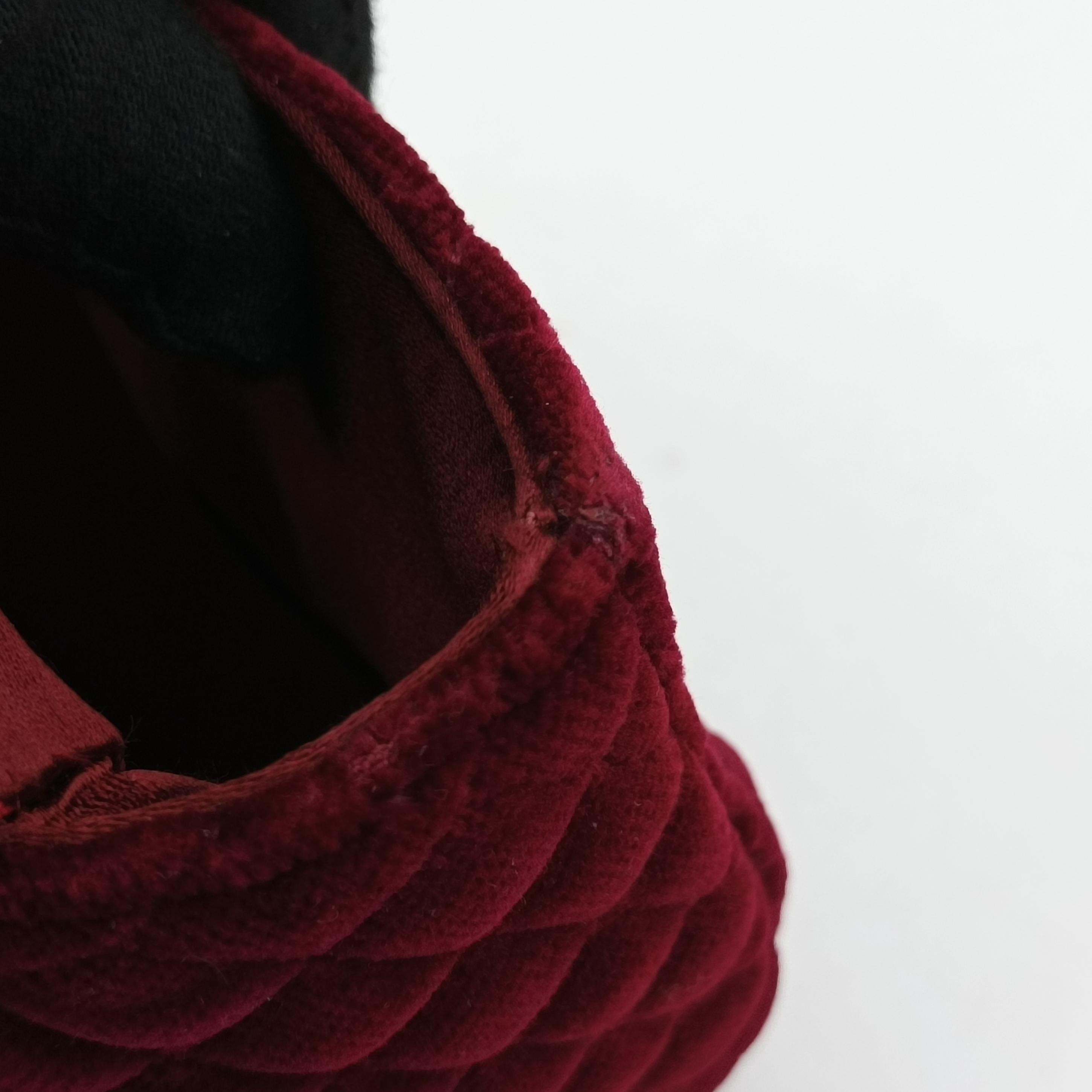 Pre-owned Dolce & Gabbana Quilted Embellished DG Burgundy Velvet  shoulderbag | stylenewstar