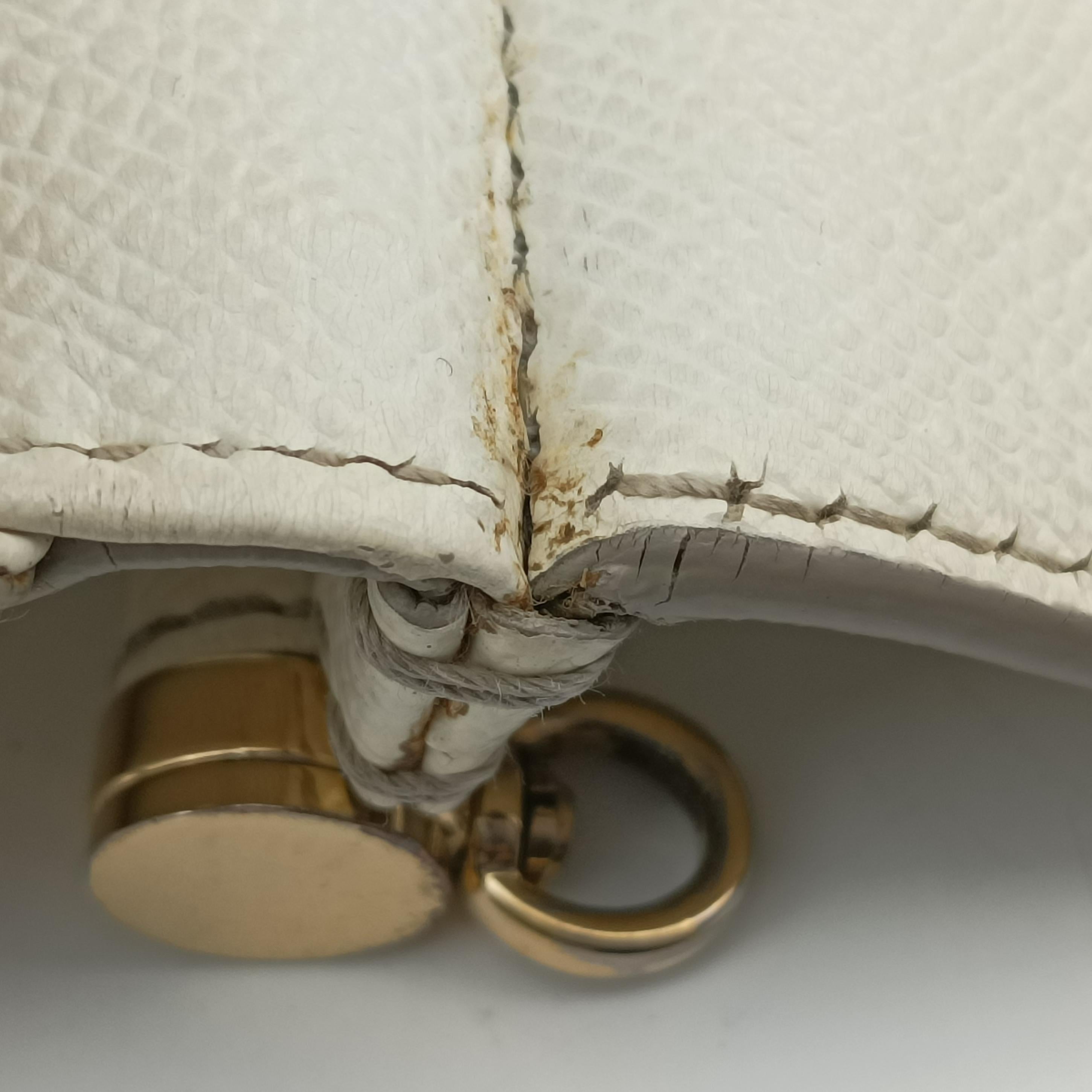 Vintage Dolce & Gabbana SICILY White Leather  shoulderbag | stylenewstar