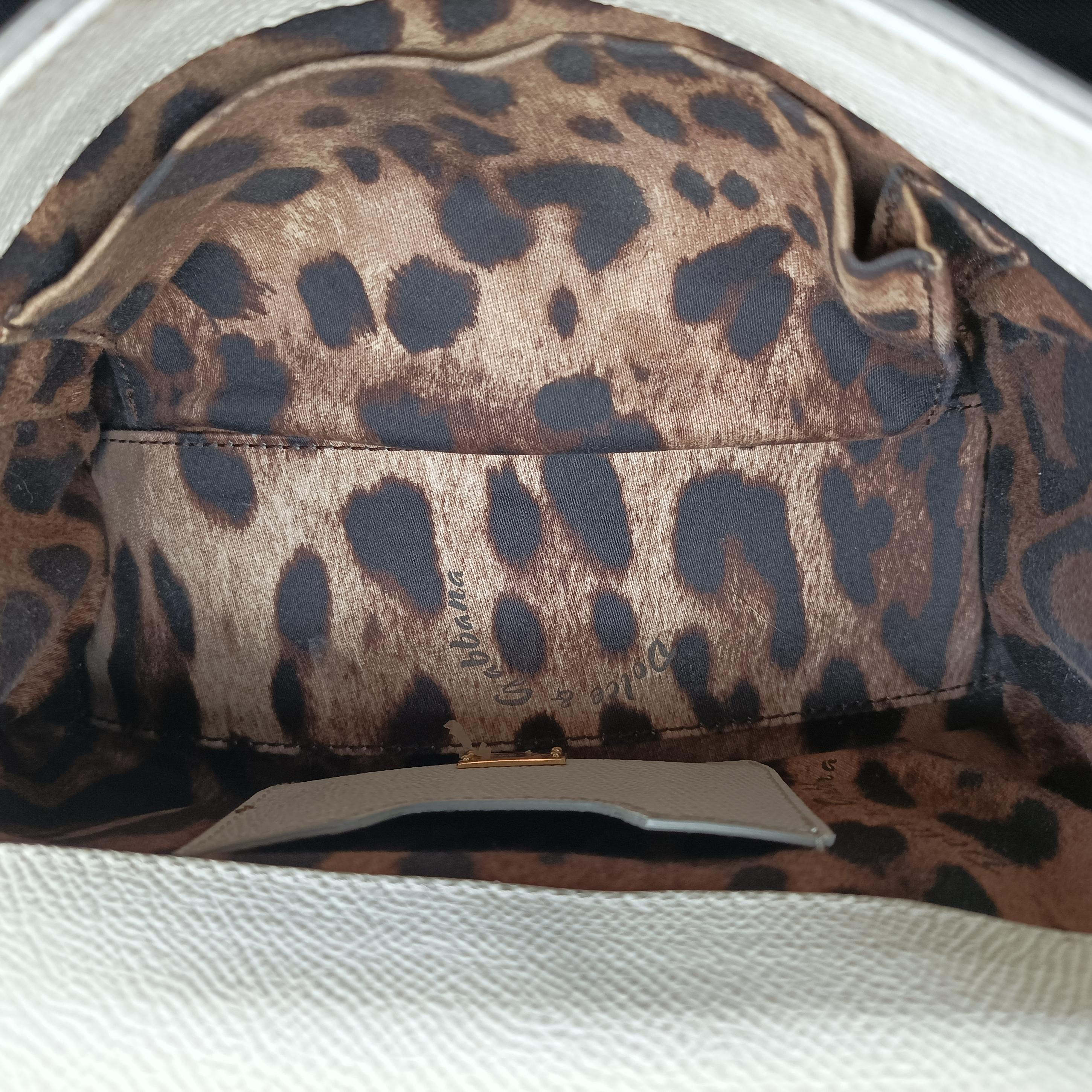Vintage Dolce & Gabbana SICILY White Leather  shoulderbag | stylenewstar