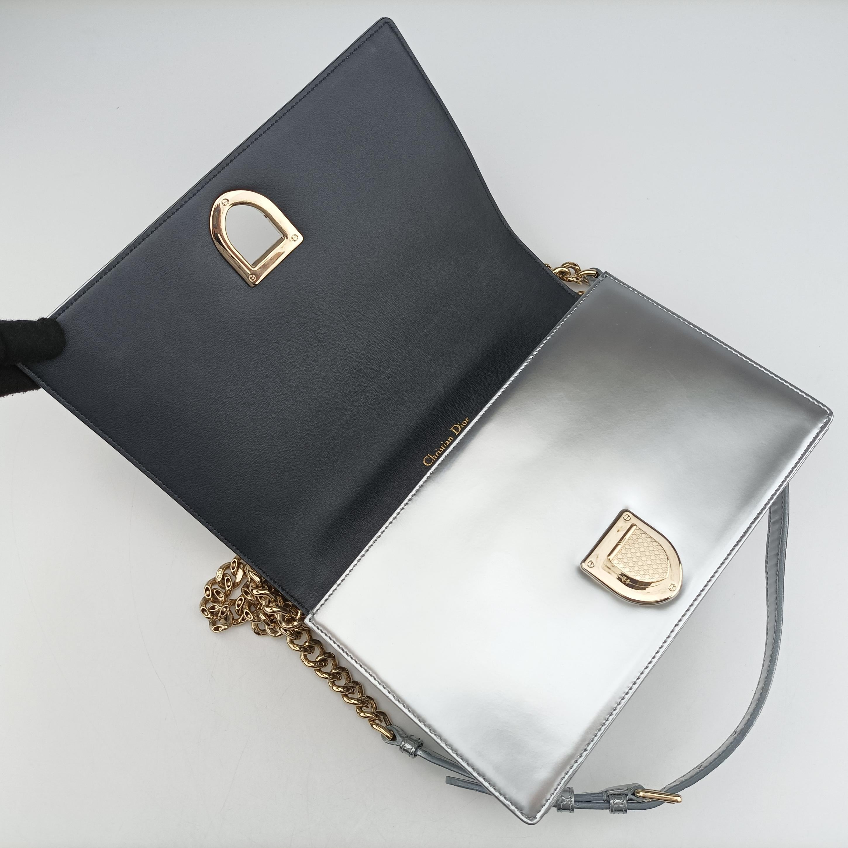 Pre-owned Christian Dior Diorama Silver Leather  shoulderbag | stylenewstar