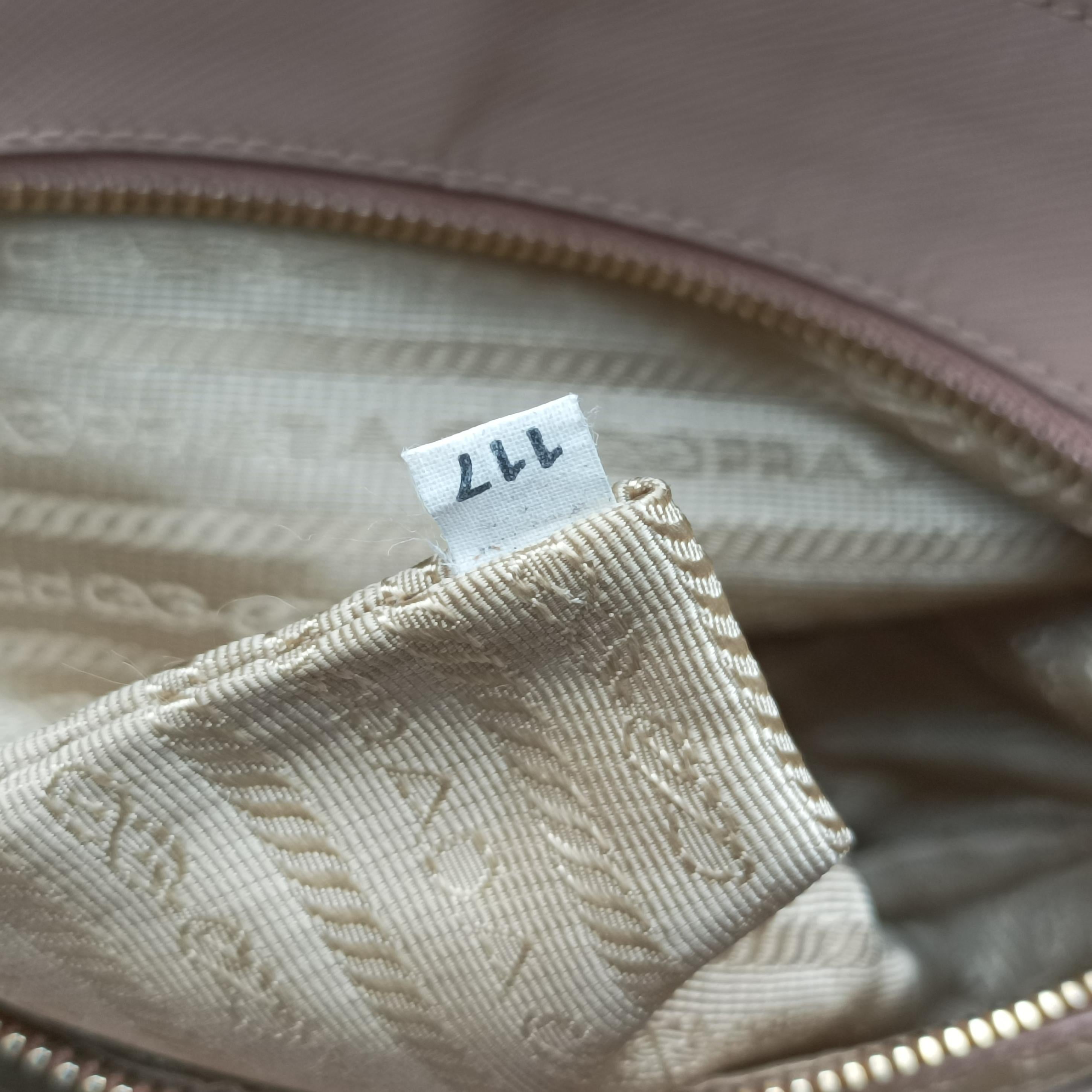 Pre-owned Prada Galleria Pink SAFFIANO Leather BN2274 shoulderbag | stylenewstar