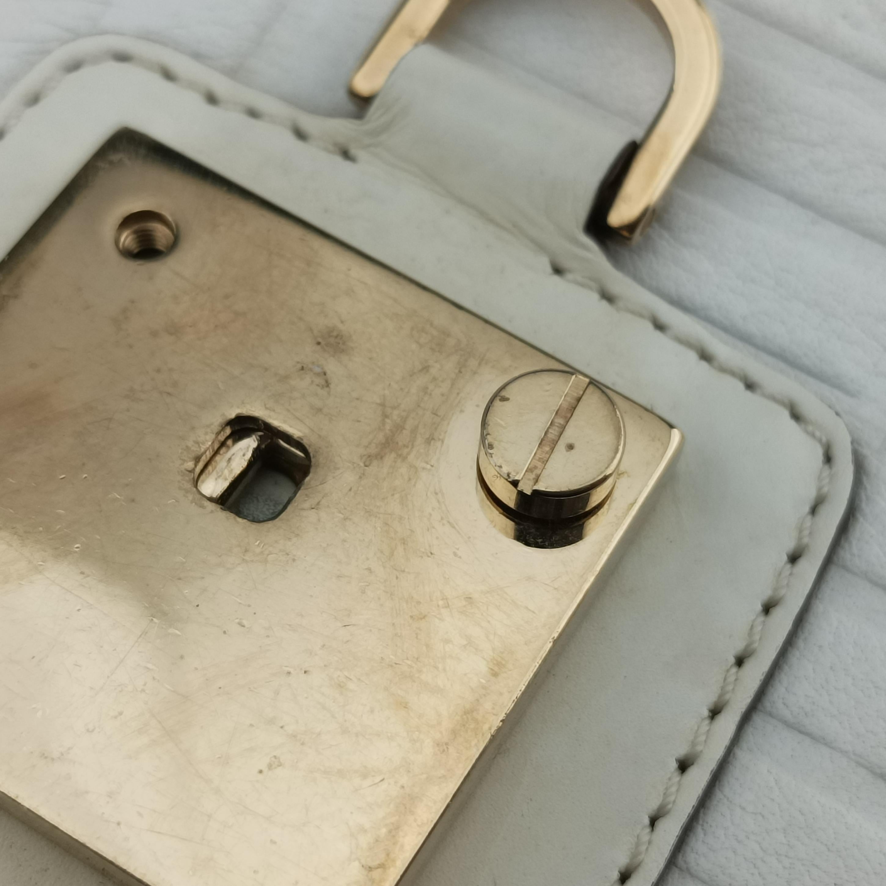 Secondhand VERSACE quilted White leather  handbag | stylenewstar