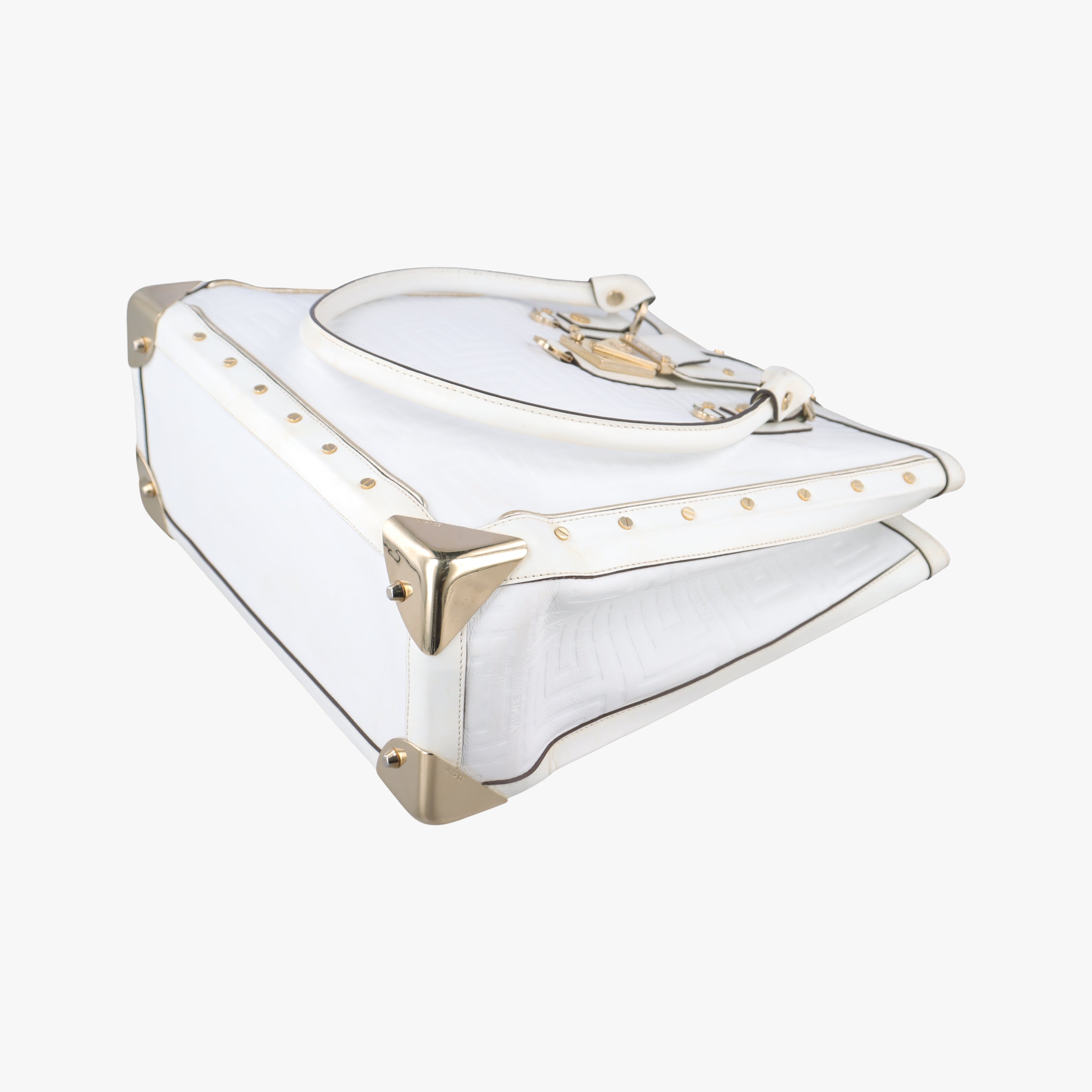 Secondhand VERSACE quilted White leather  handbag | stylenewstar