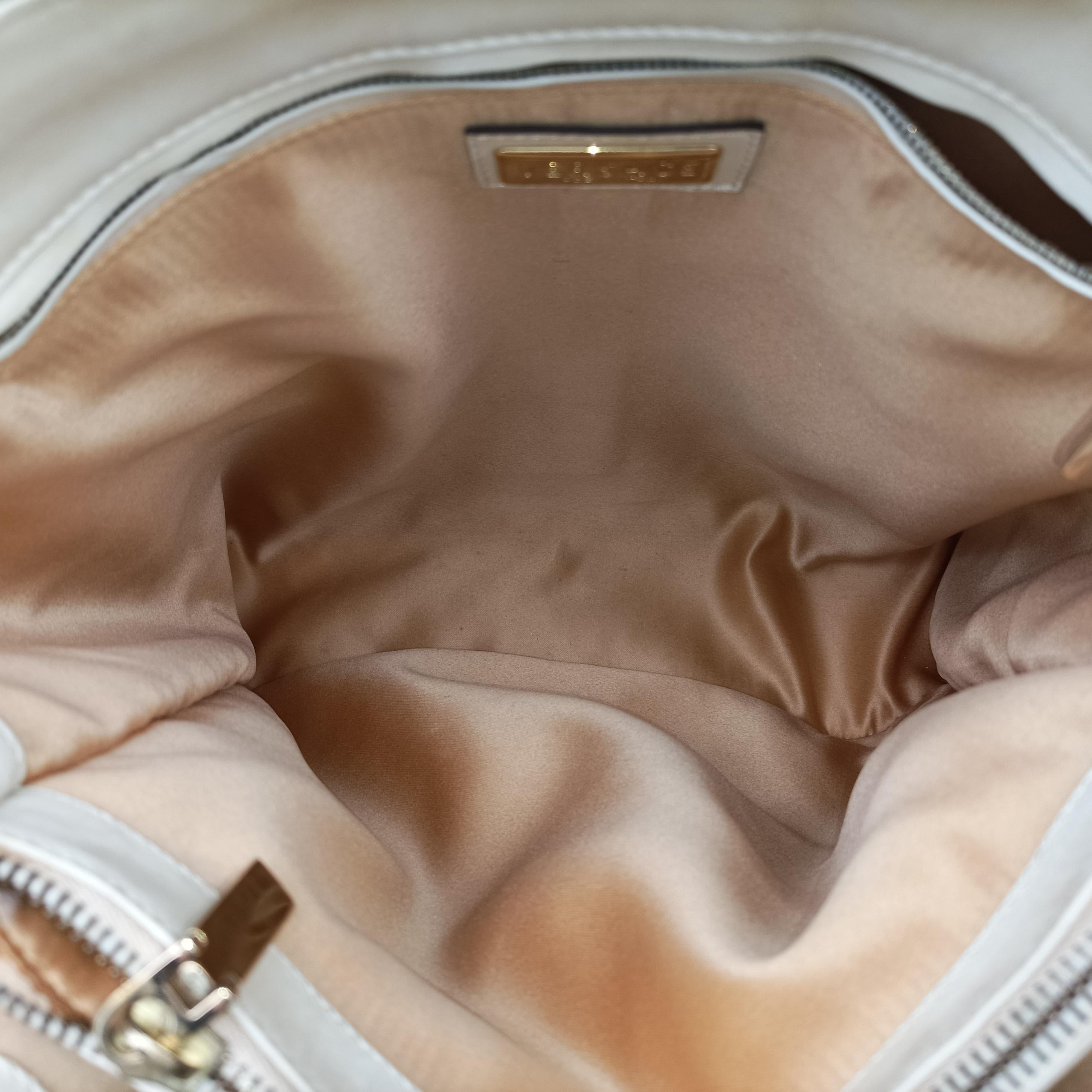 Secondhand VERSACE quilted White leather  handbag | stylenewstar