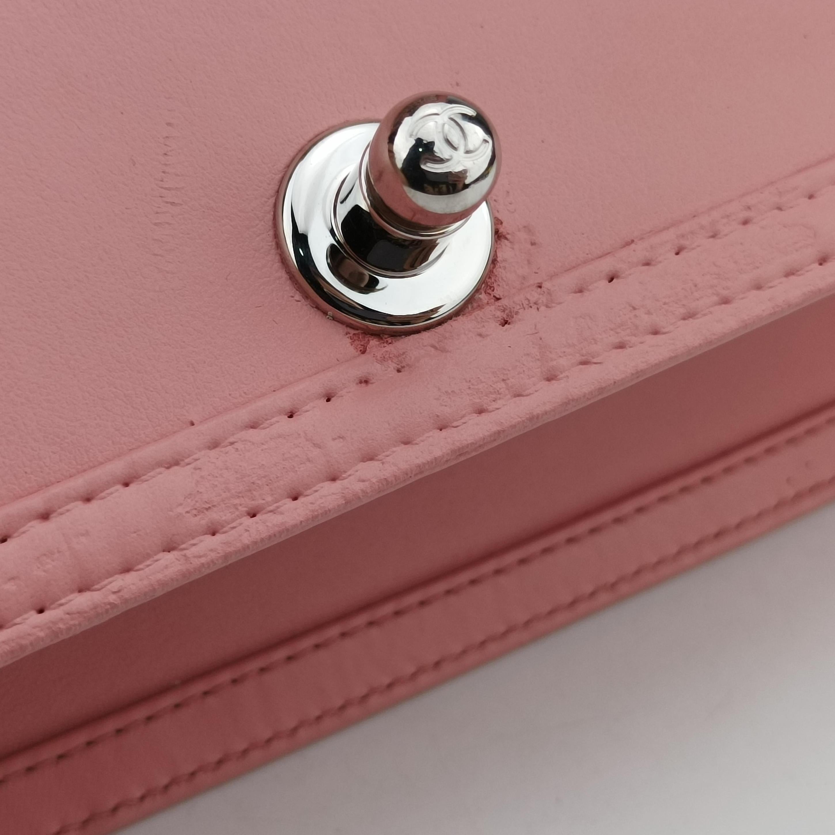 Pre-owned Chanel BOY CHANEL Pink Leather×Plastic A67086 shoulderbag | stylenewstar