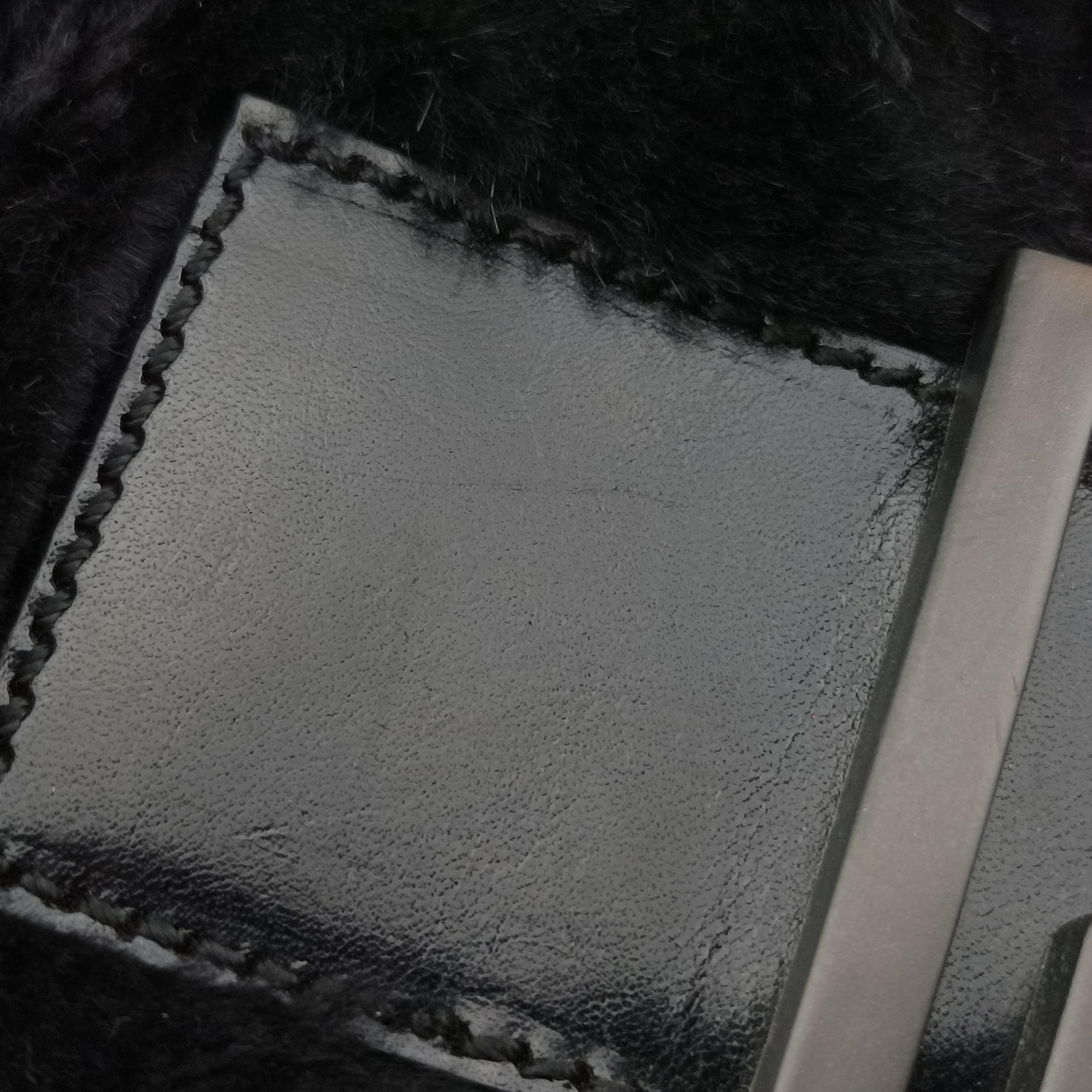 Pre-owned Fendi Baguette Black Fur×Leather  shoulderbag | stylenewstar