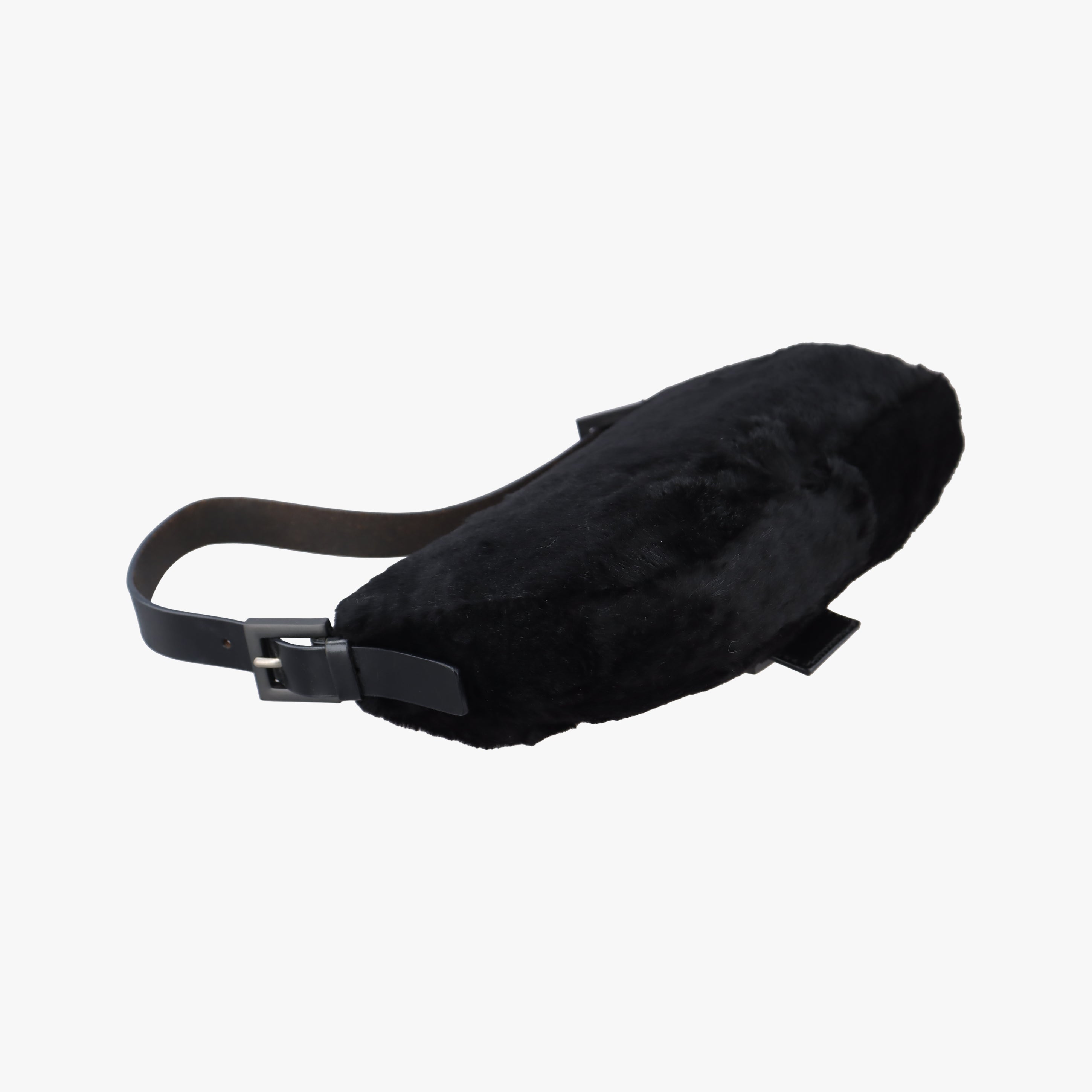 Pre-owned Fendi Baguette Black Fur×Leather  shoulderbag | stylenewstar