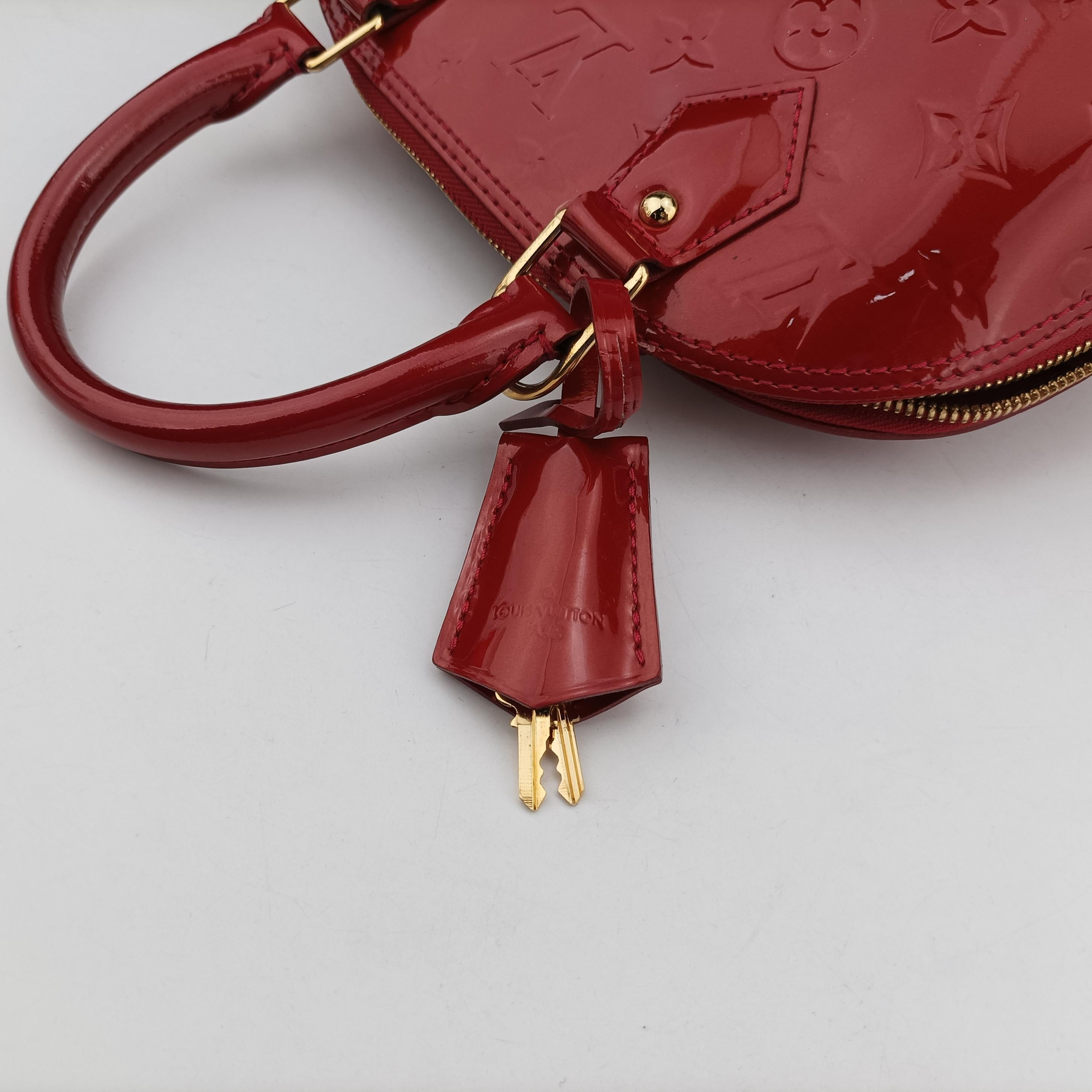 Pre-owned Louis Vuitton Alma BB pomme d'amour Vernis M91606 shoulderbag | stylenewstar