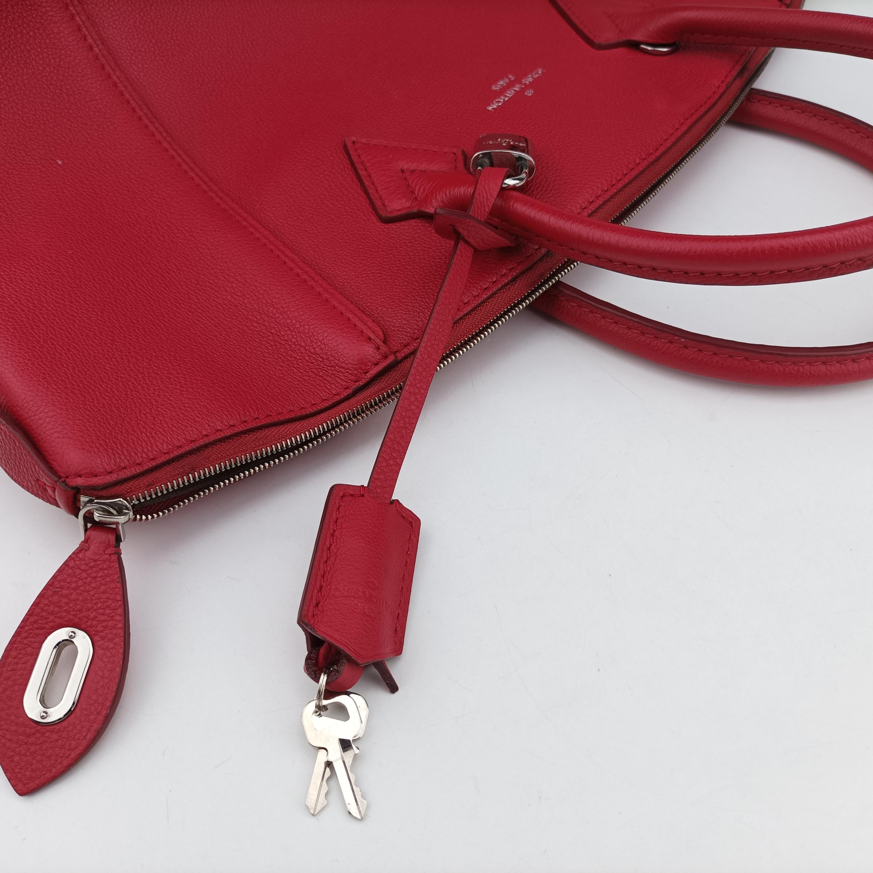 Secondhand Louis Vuitton Lockit PM FRAMBOISE Leather M94595 shoulderbag | stylenewstar