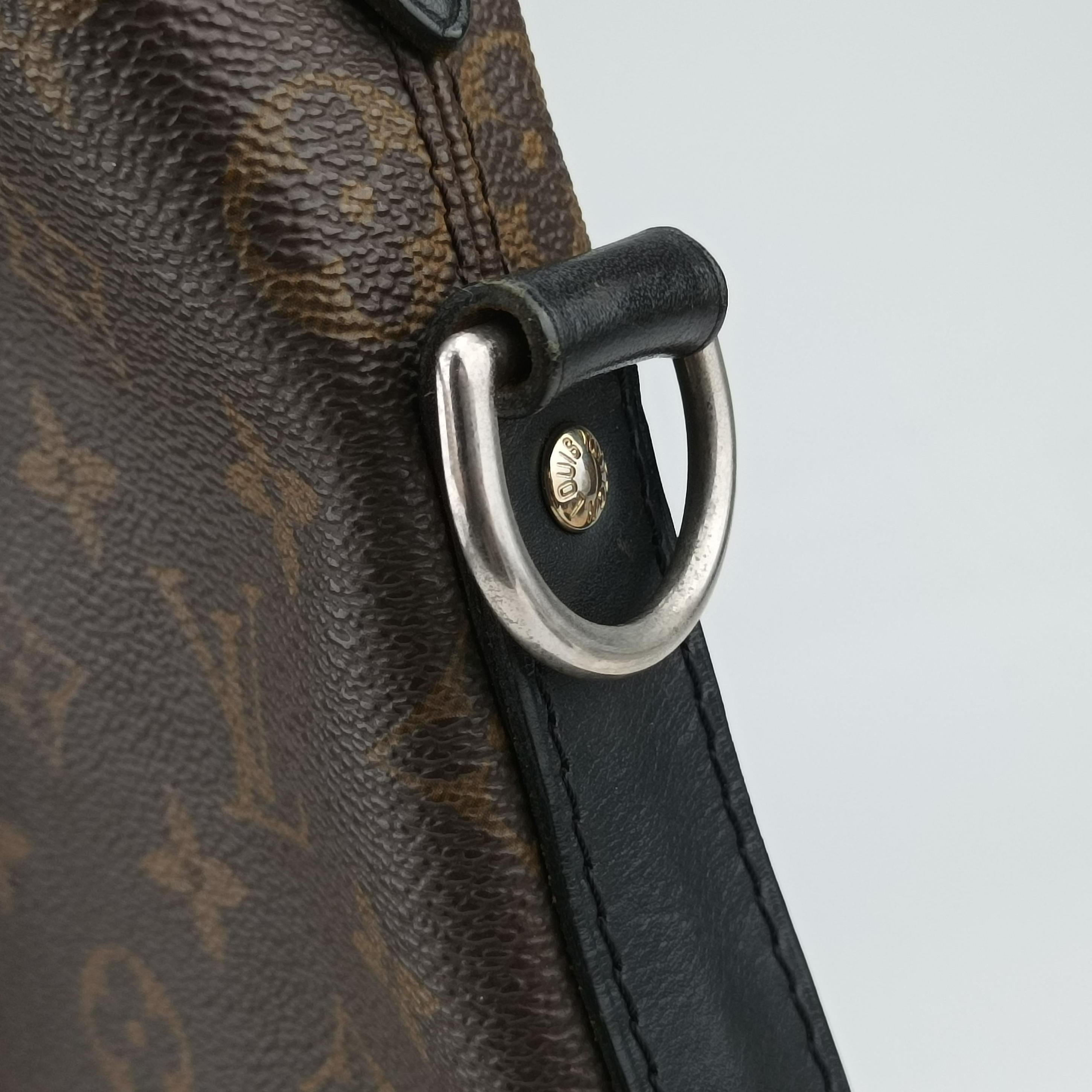 Vintage Louis Vuitton KITAN brown Monogram Canvas M40388 shoulderbag | stylenewstar