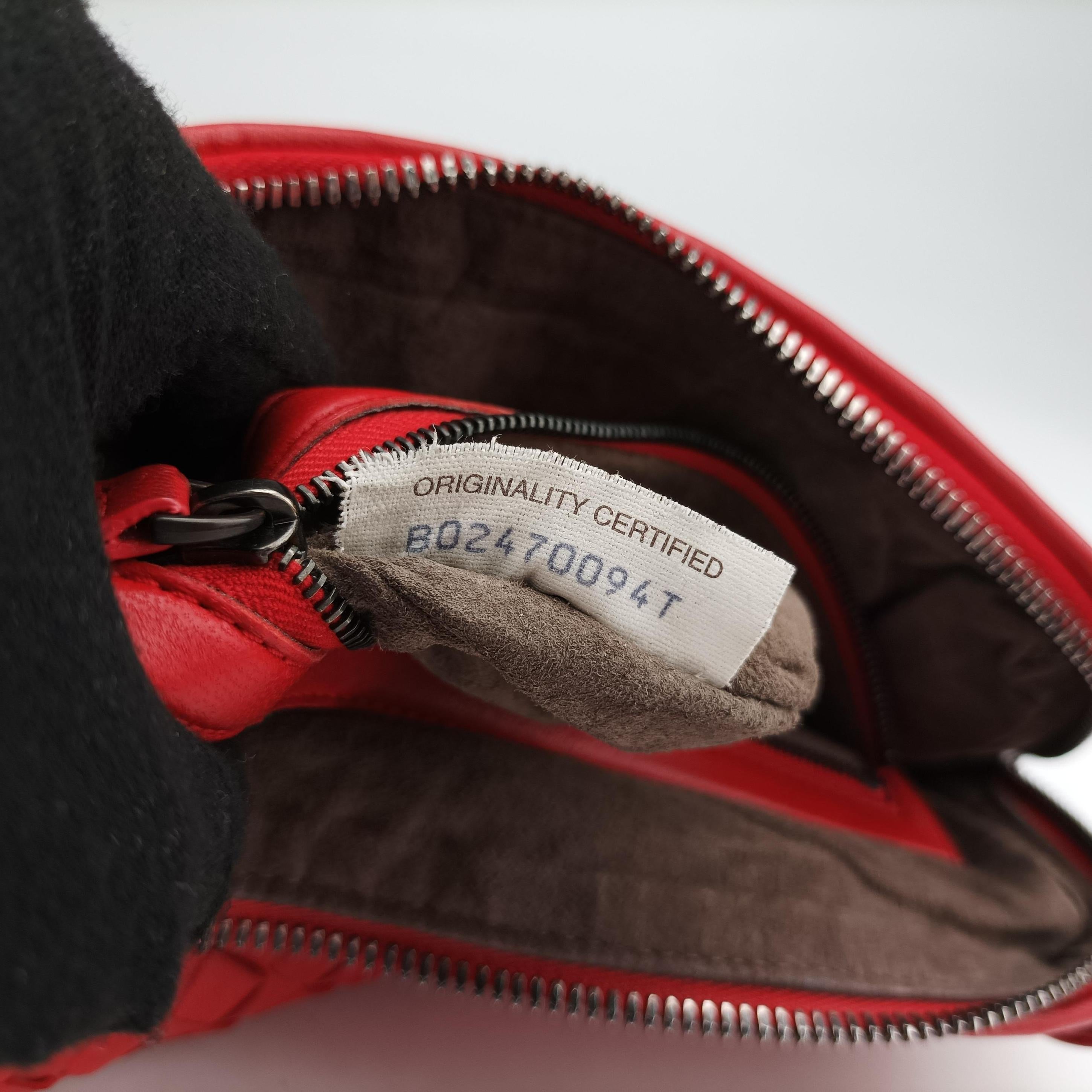 Vintage Bottega Veneta NODINI Intrecciato Red lambskin  shoulderbag | stylenewstar