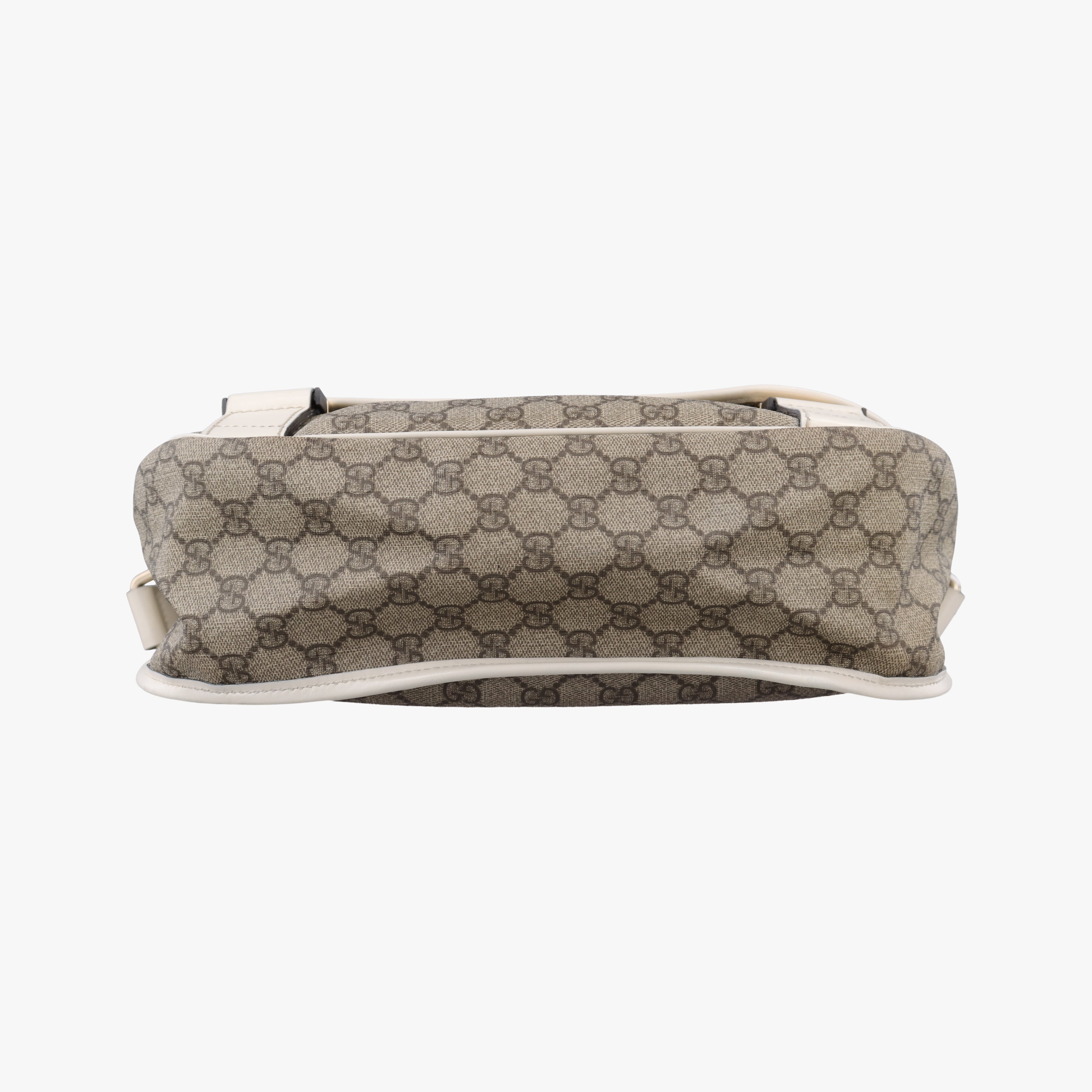 Pre-owned Gucci GG Plus Messenger Brown×White PVC coated canvas 201732 shoulderbag | stylenewstar