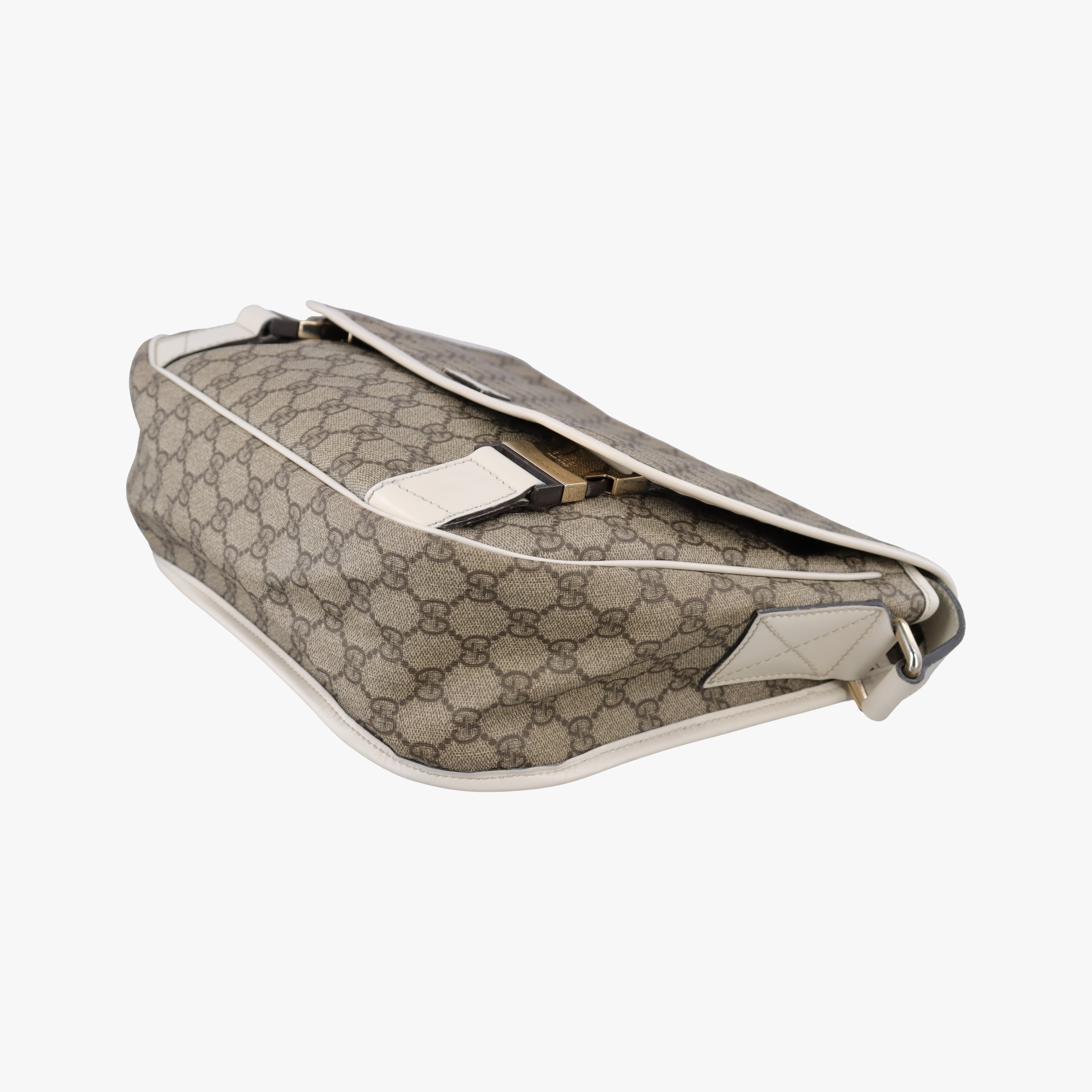 Pre-owned Gucci GG Plus Messenger Brown×White PVC coated canvas 201732 shoulderbag | stylenewstar