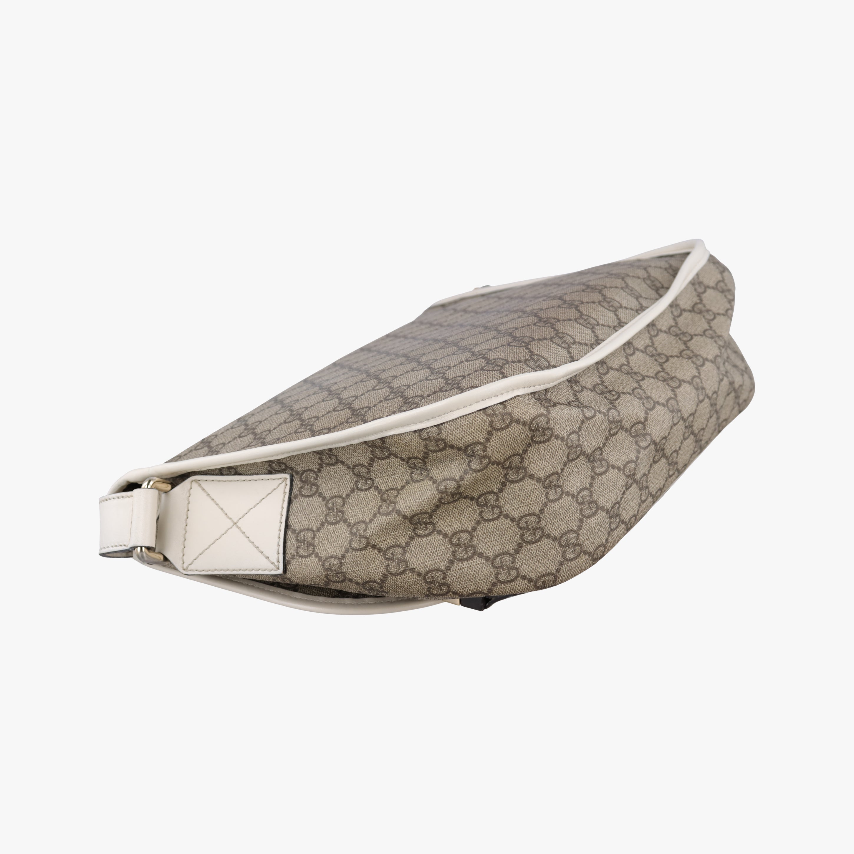 Pre-owned Gucci GG Plus Messenger Brown×White PVC coated canvas 201732 shoulderbag | stylenewstar