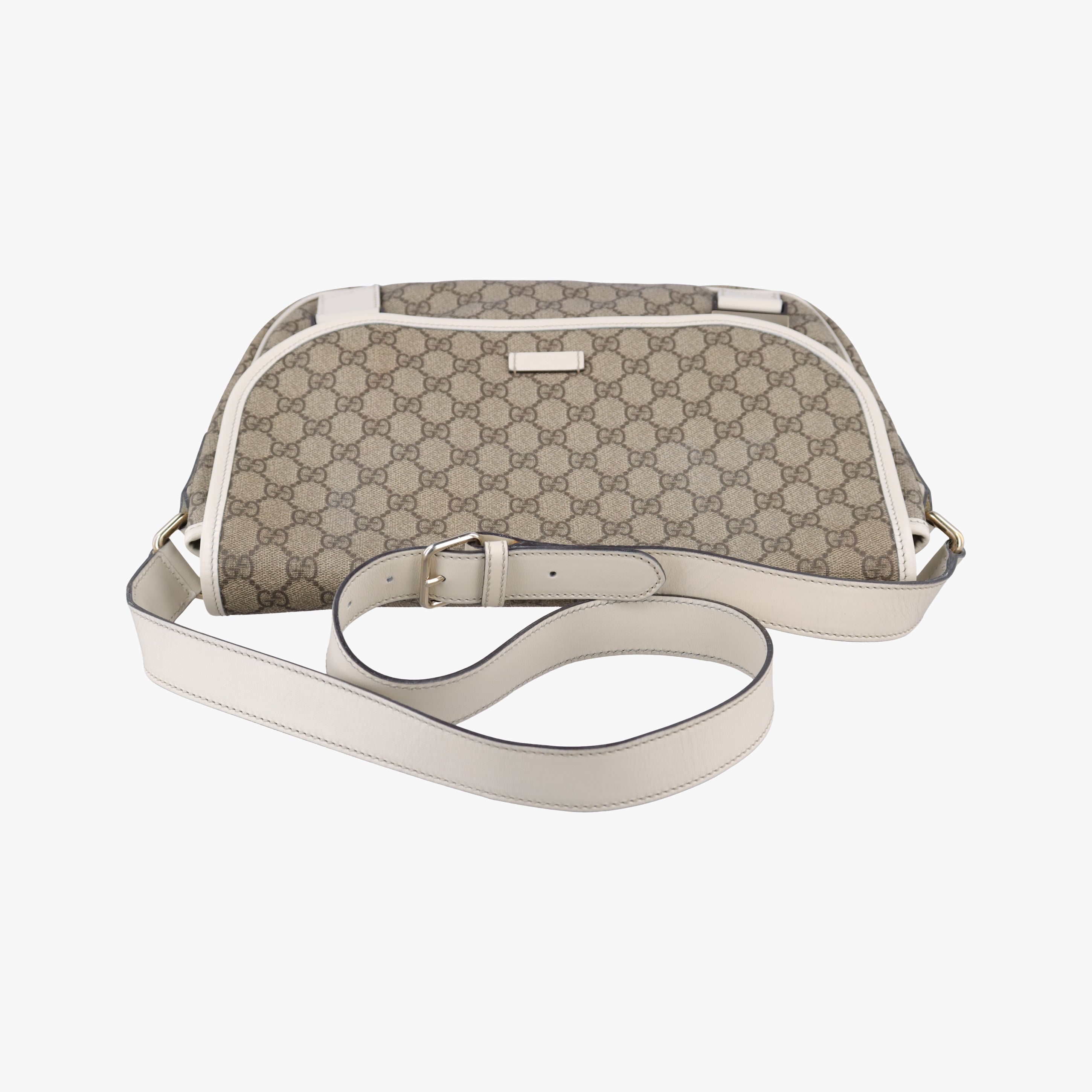 Pre-owned Gucci GG Plus Messenger Brown×White PVC coated canvas 201732 shoulderbag | stylenewstar