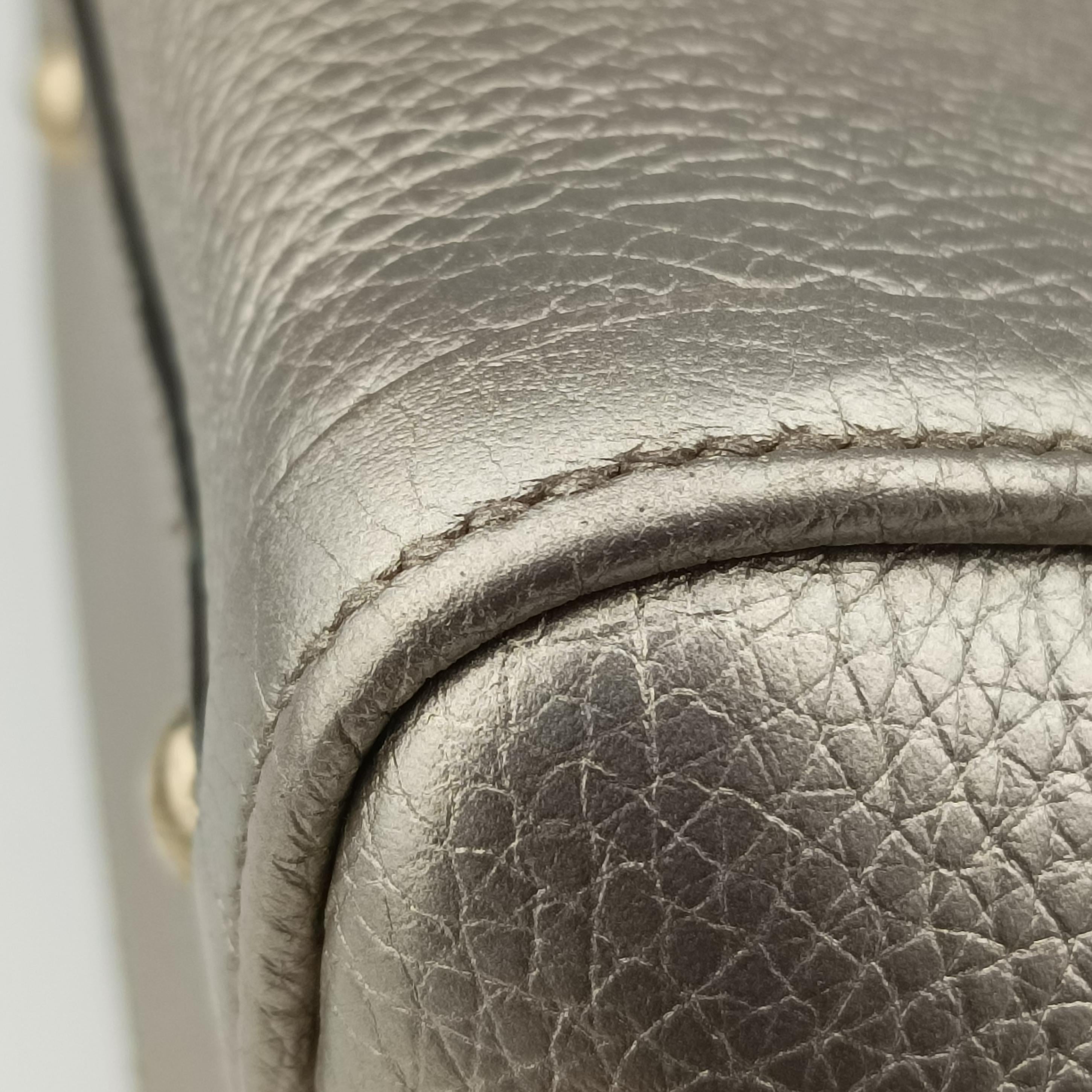 Pre-owned Gucci Soho Golden Leather 369176 shoulderbag | stylenewstar