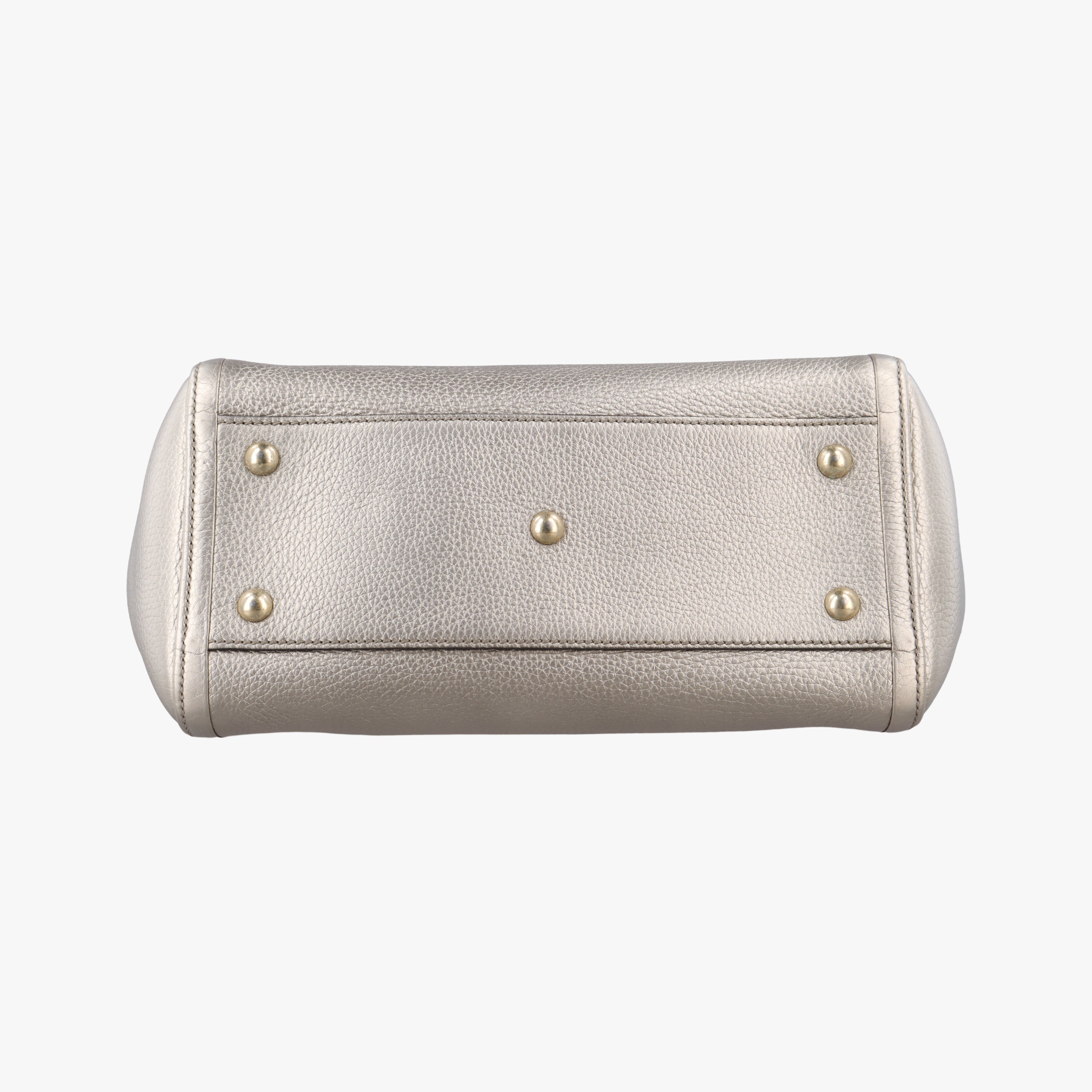 Pre-owned Gucci Soho Golden Leather 369176 shoulderbag | stylenewstar