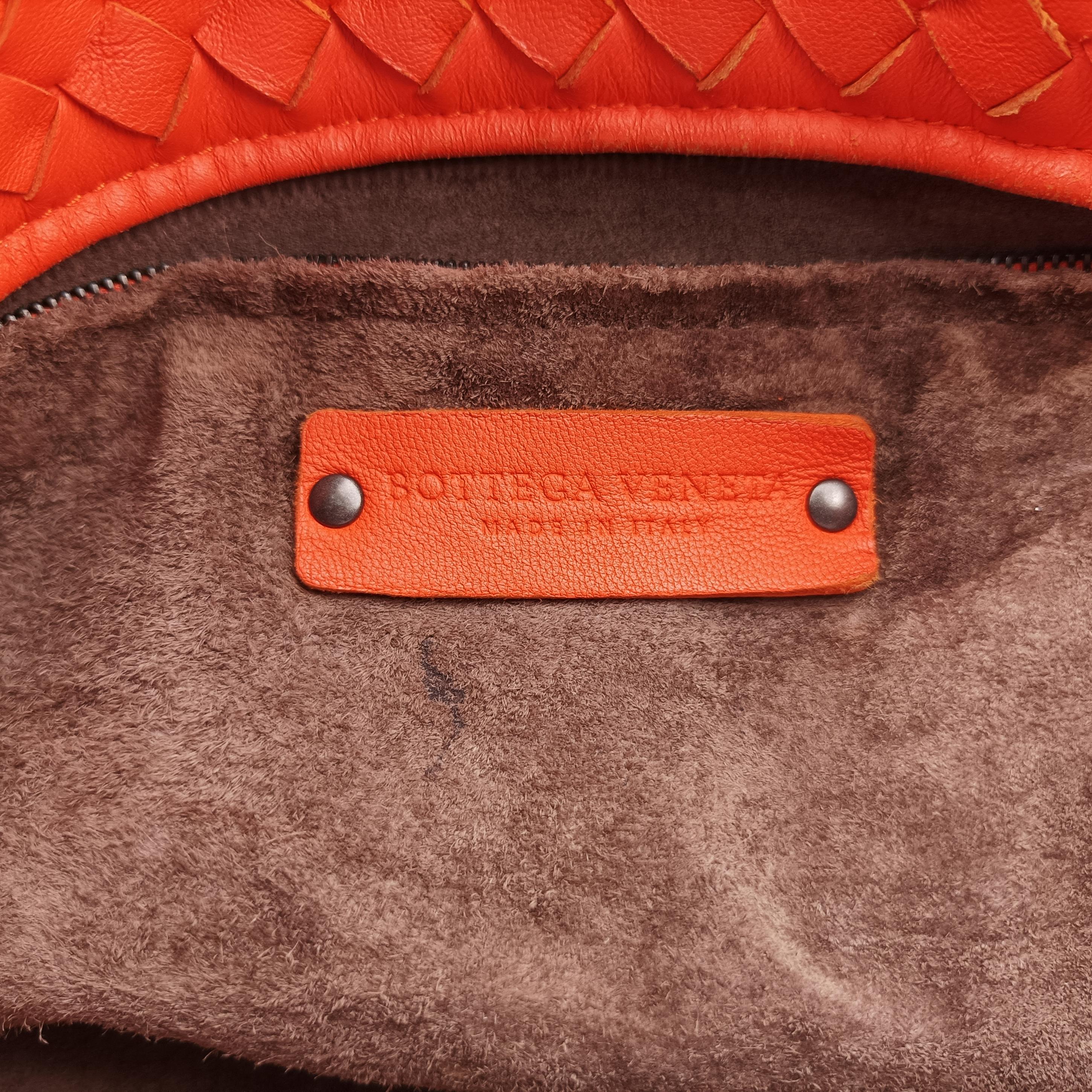 Pre-owned Bottega Veneta Cesta Intrecciato Orange lambskin  shoulderbag | stylenewstar