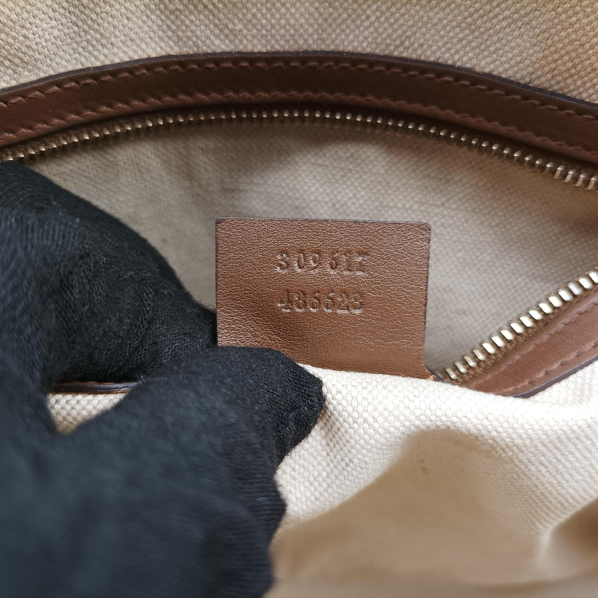 Vintage Gucci GG SUPREME DOME Brown PVC coated canvas×Leather 309617 shoulderbag | stylenewstar