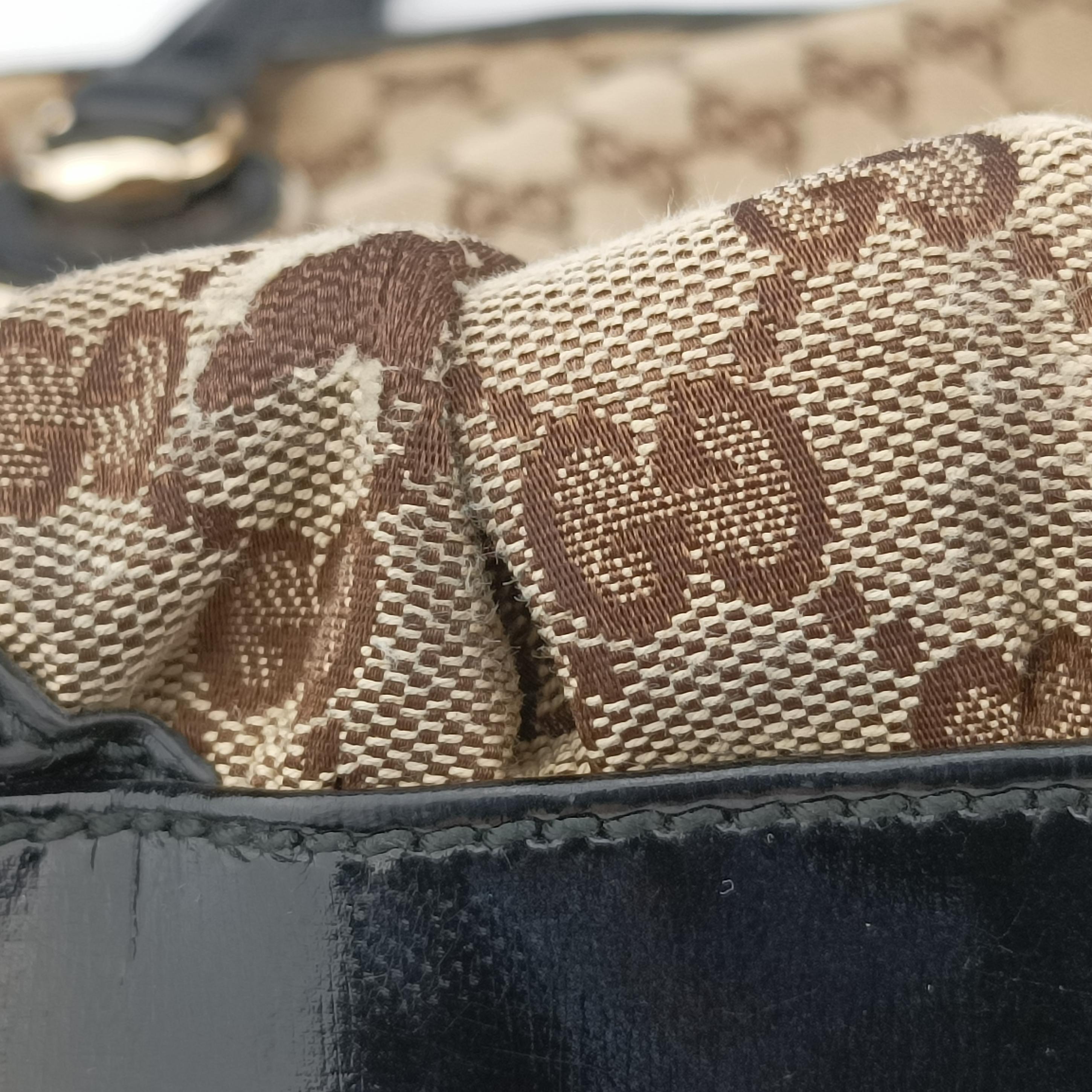Pre-owned Gucci GG canvas beige×black Canvas 203528 handbag | stylenewstar
