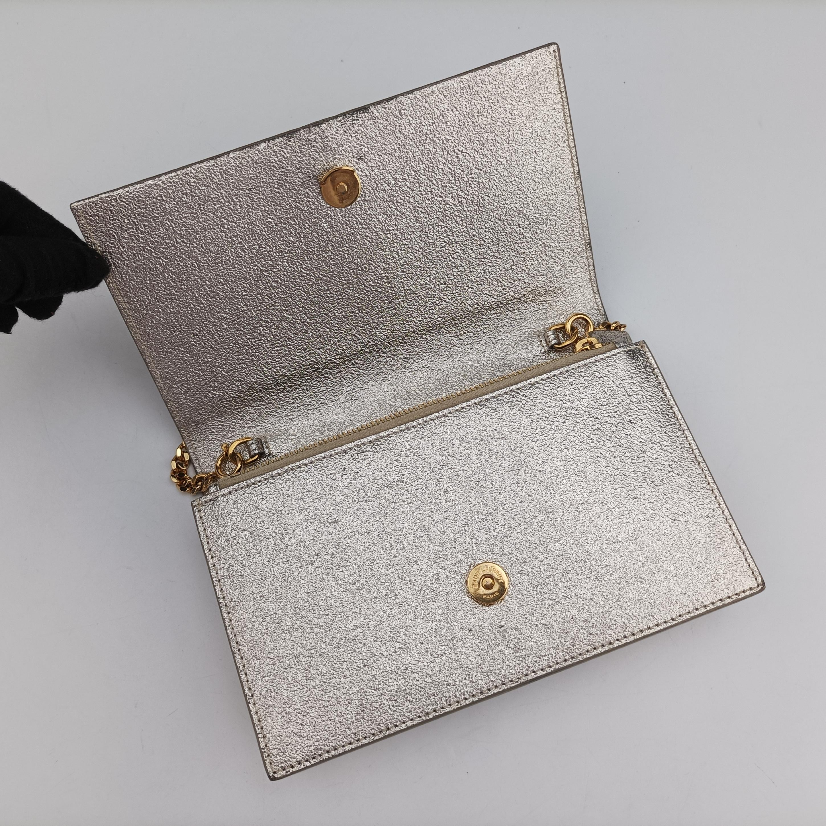 Secondhand Yves Saint Laurent KATE Silver Leather 452159 shoulderbag | stylenewstar