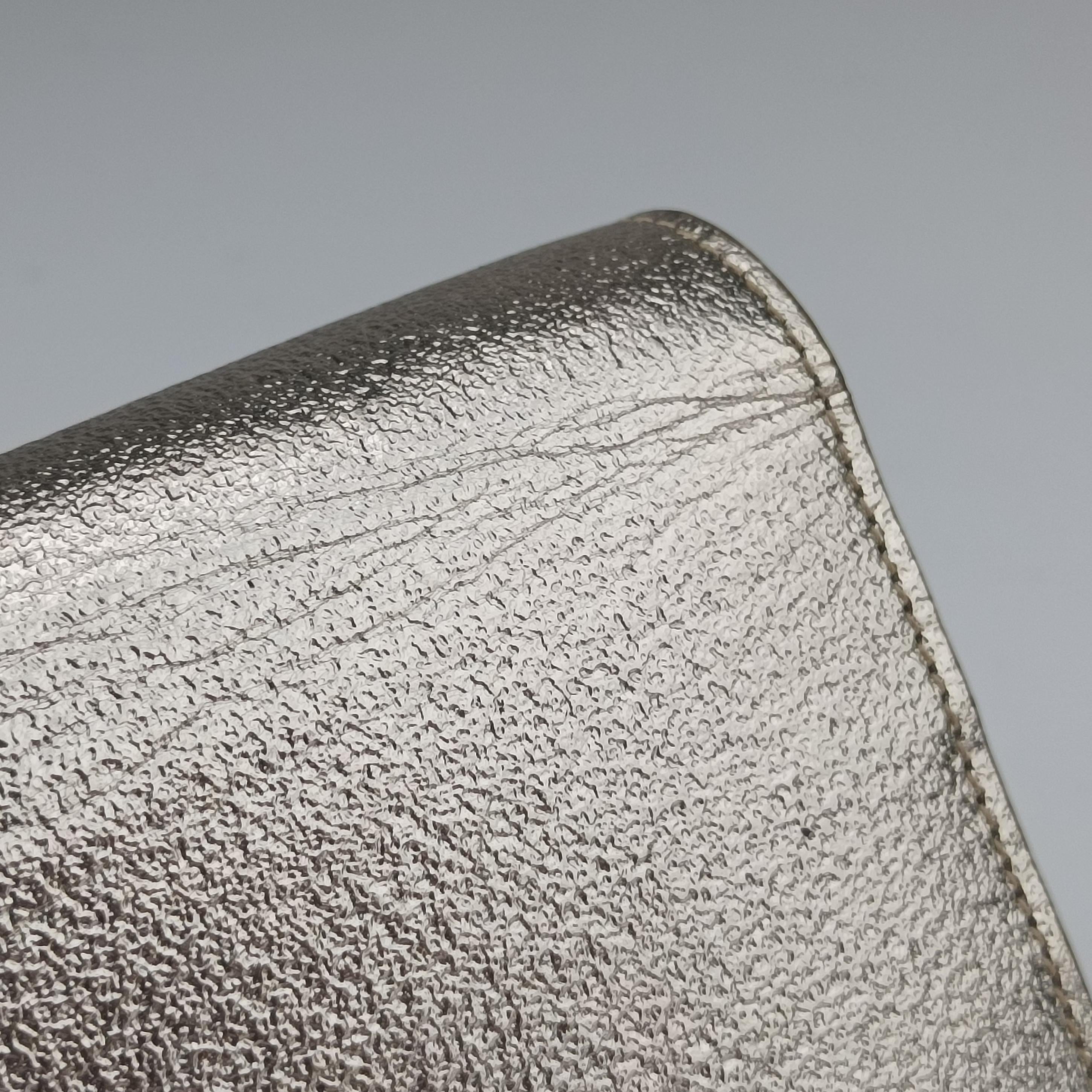 Secondhand Yves Saint Laurent KATE Silver Leather 452159 shoulderbag | stylenewstar