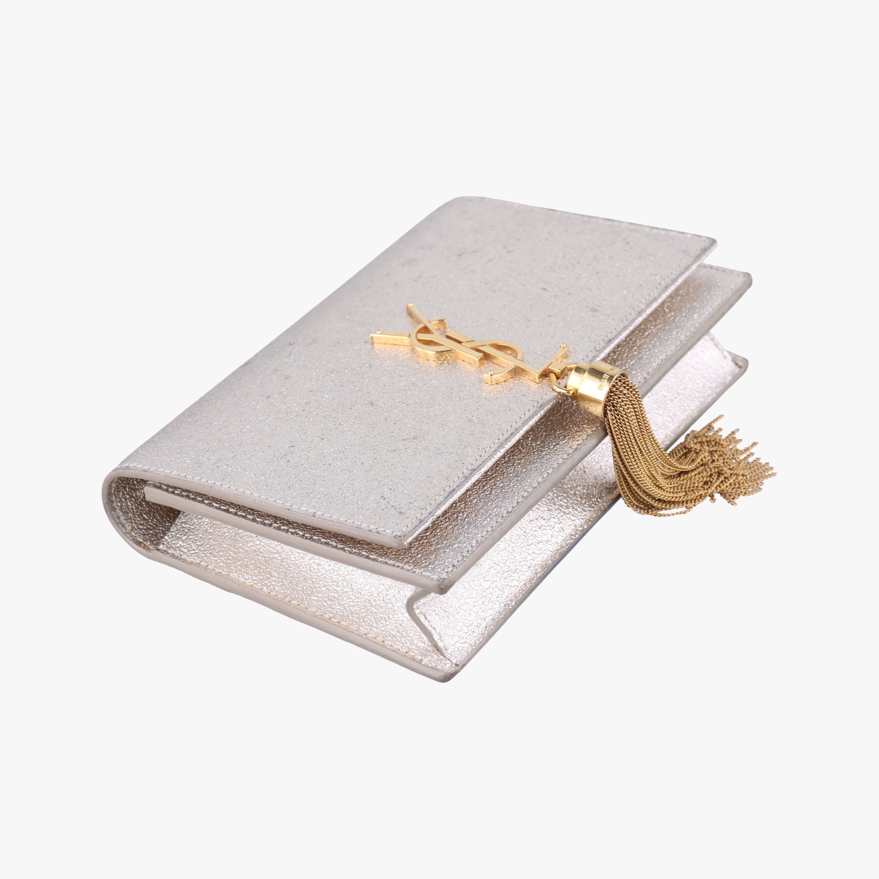 Secondhand Yves Saint Laurent KATE Silver Leather 452159 shoulderbag | stylenewstar