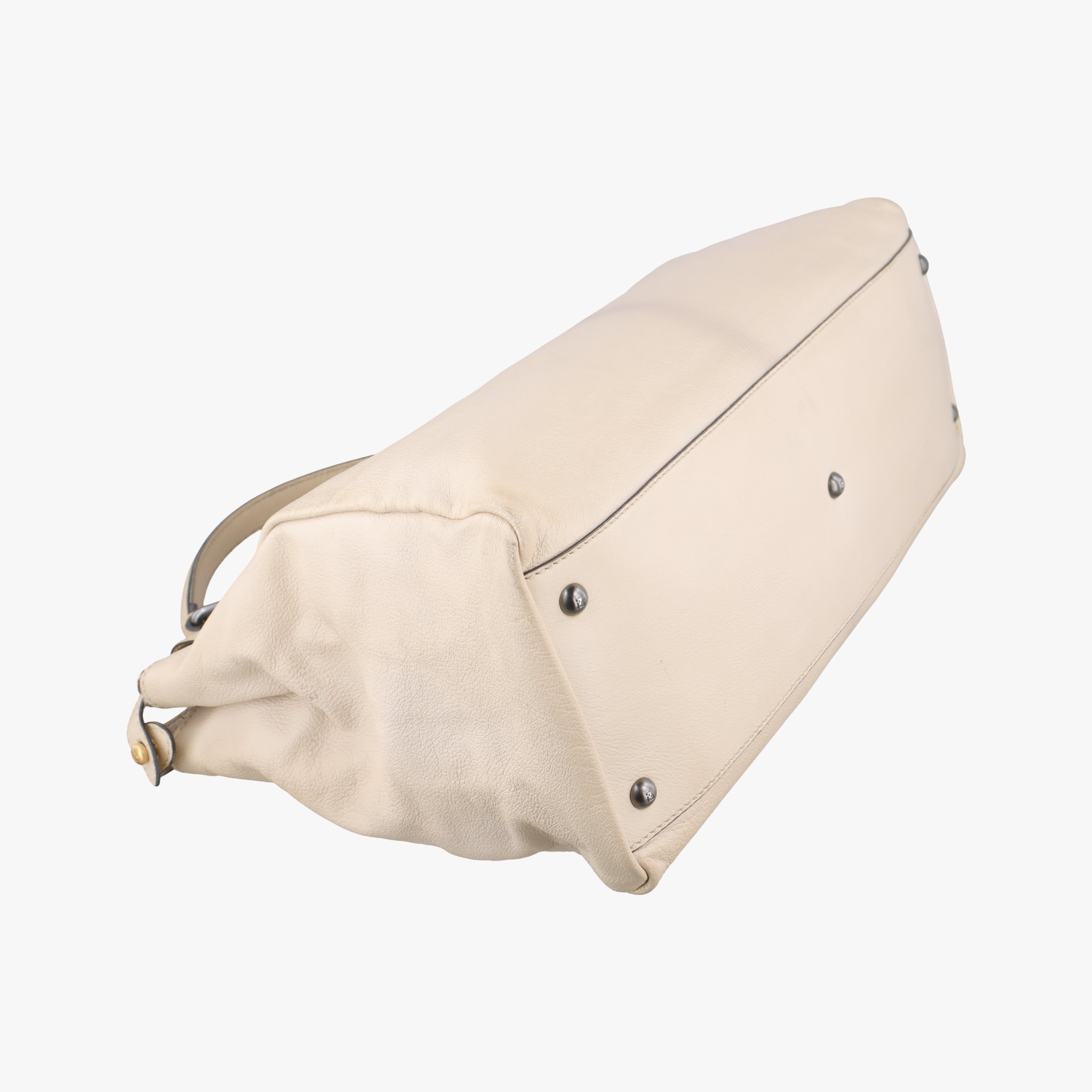 Pre-owned Fendi PEEKABOO Large Beige Leather 8BN210 shoulderbag | stylenewstar