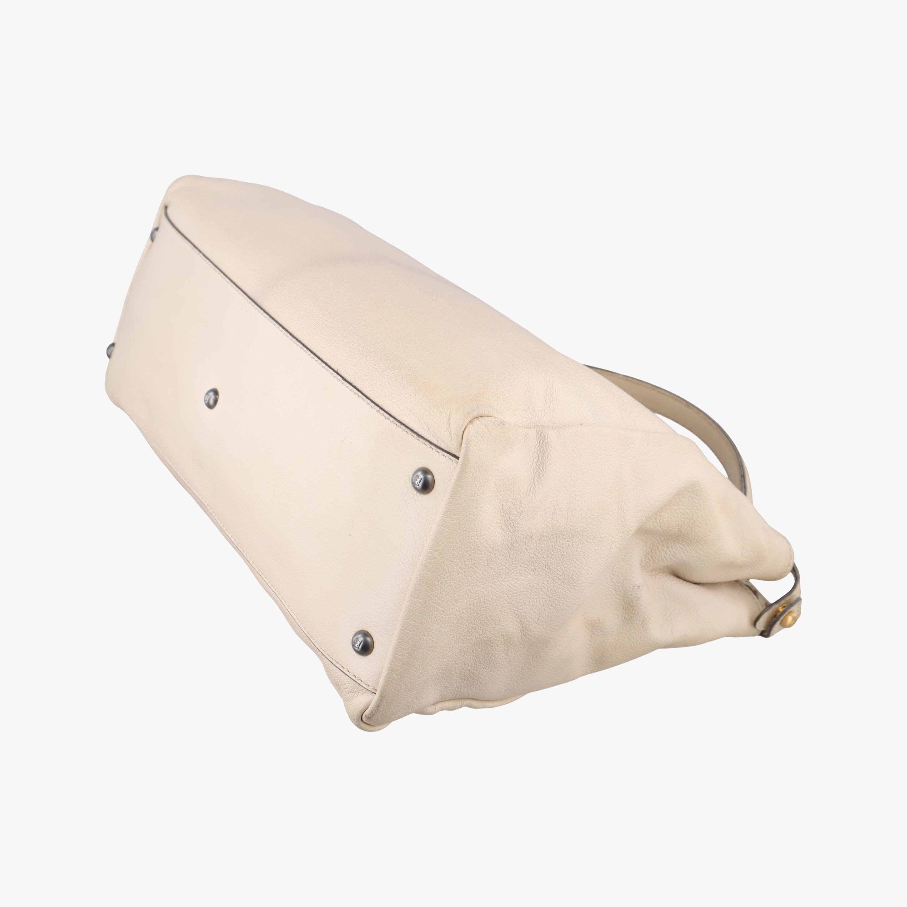 Pre-owned Fendi PEEKABOO Large Beige Leather 8BN210 shoulderbag | stylenewstar