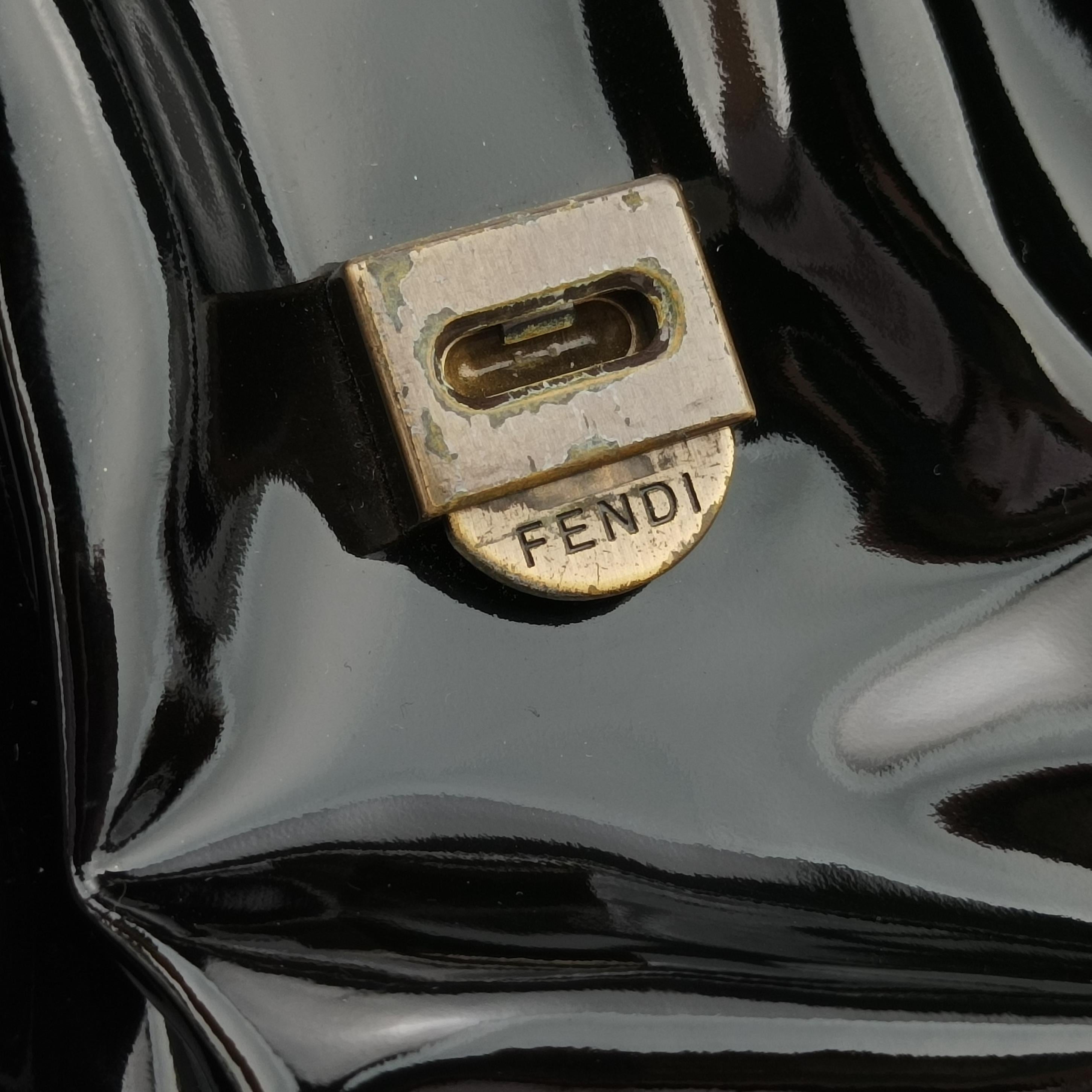 Pre-owned Fendi B Bag Black enamel 8BN166 handbag | stylenewstar