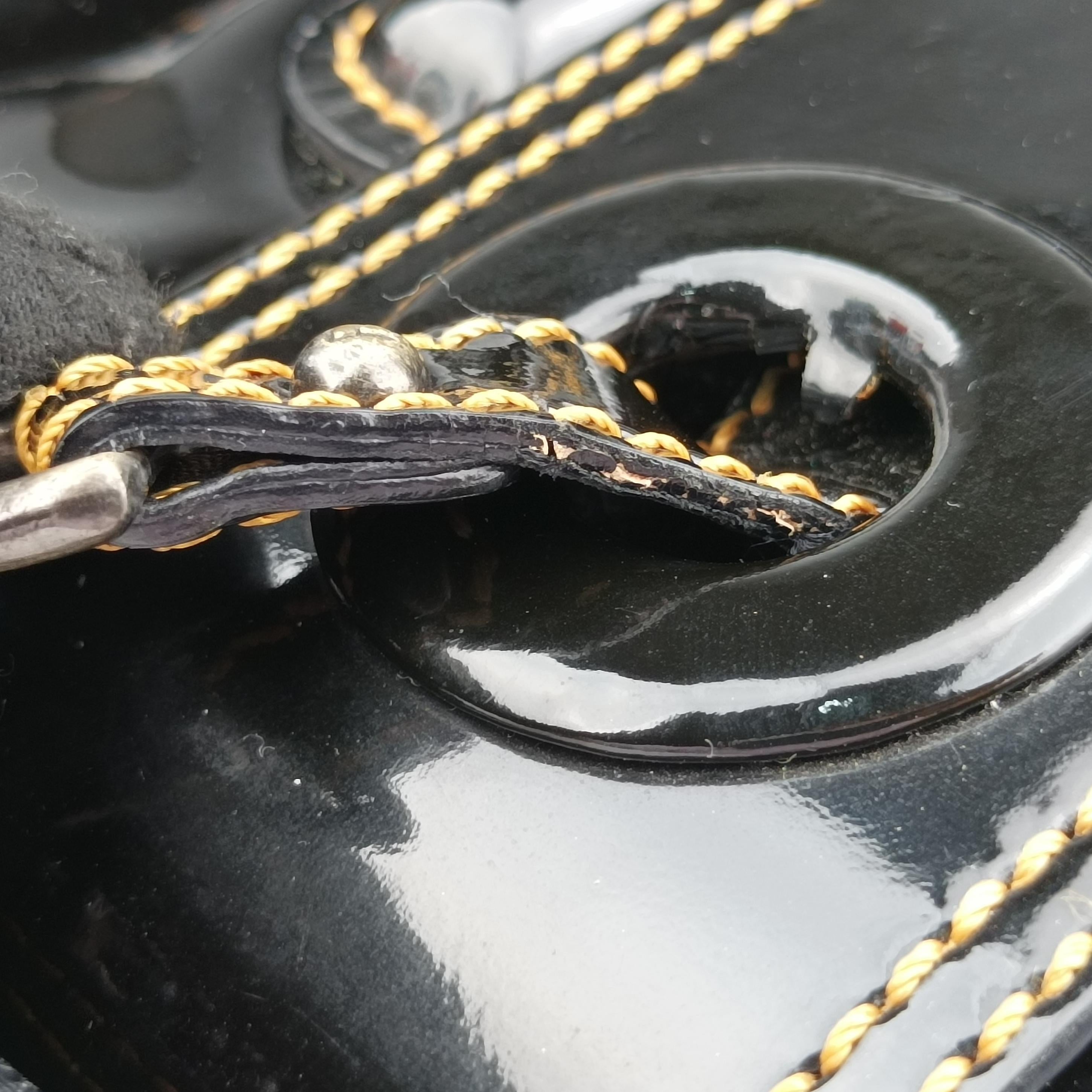 Pre-owned Fendi B Bag Black enamel 8BN166 handbag | stylenewstar