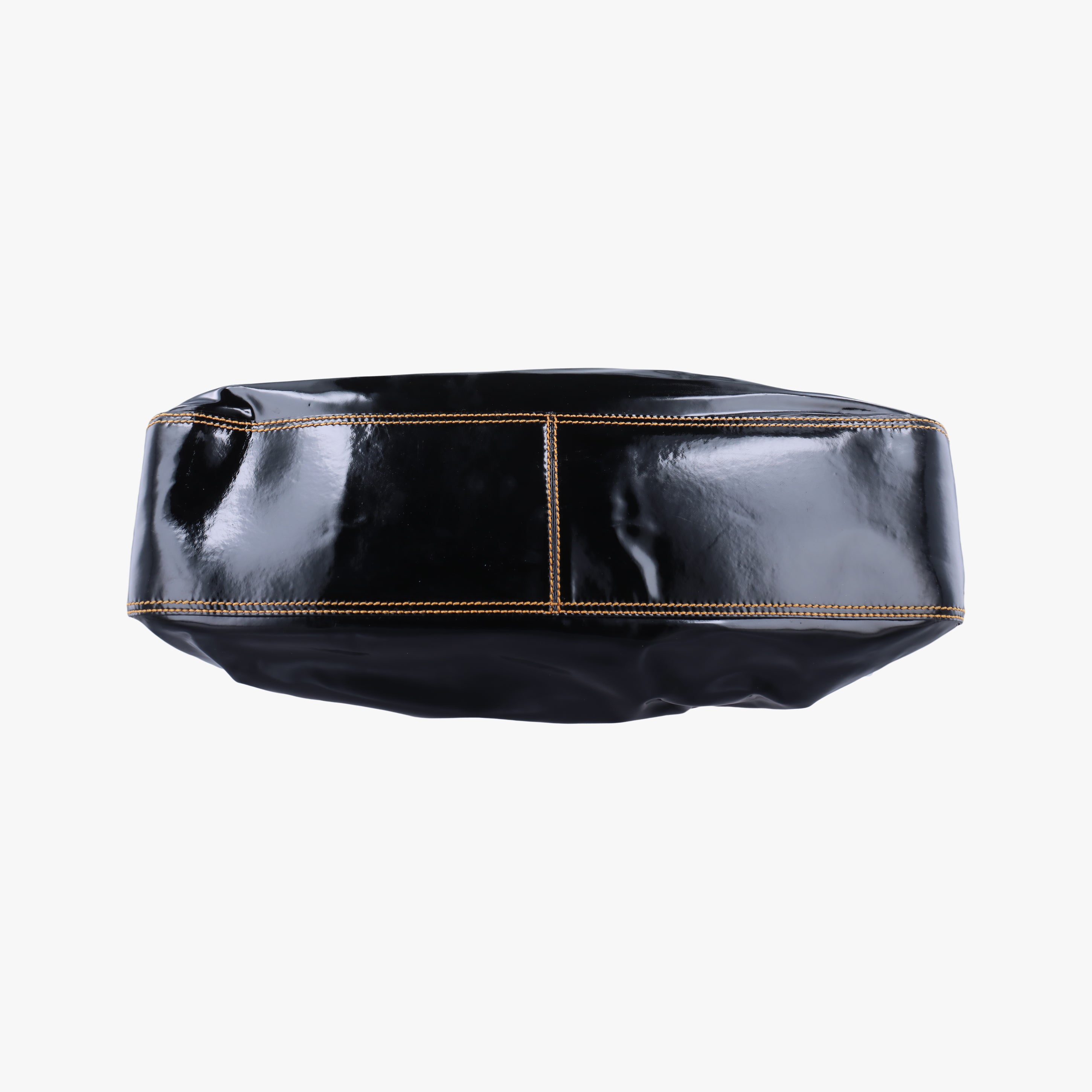 Pre-owned Fendi B Bag Black enamel 8BN166 handbag | stylenewstar