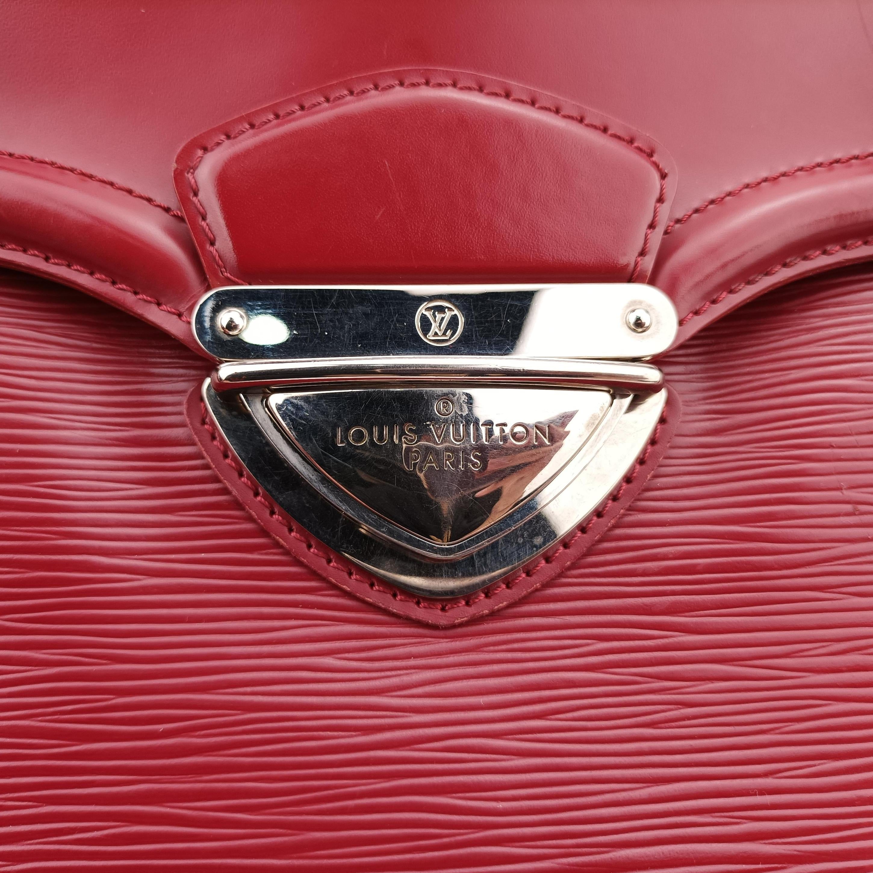 Pre-owned Louis Vuitton Bagatelle GM ruby Epi M4022M shoulderbag | stylenewstar
