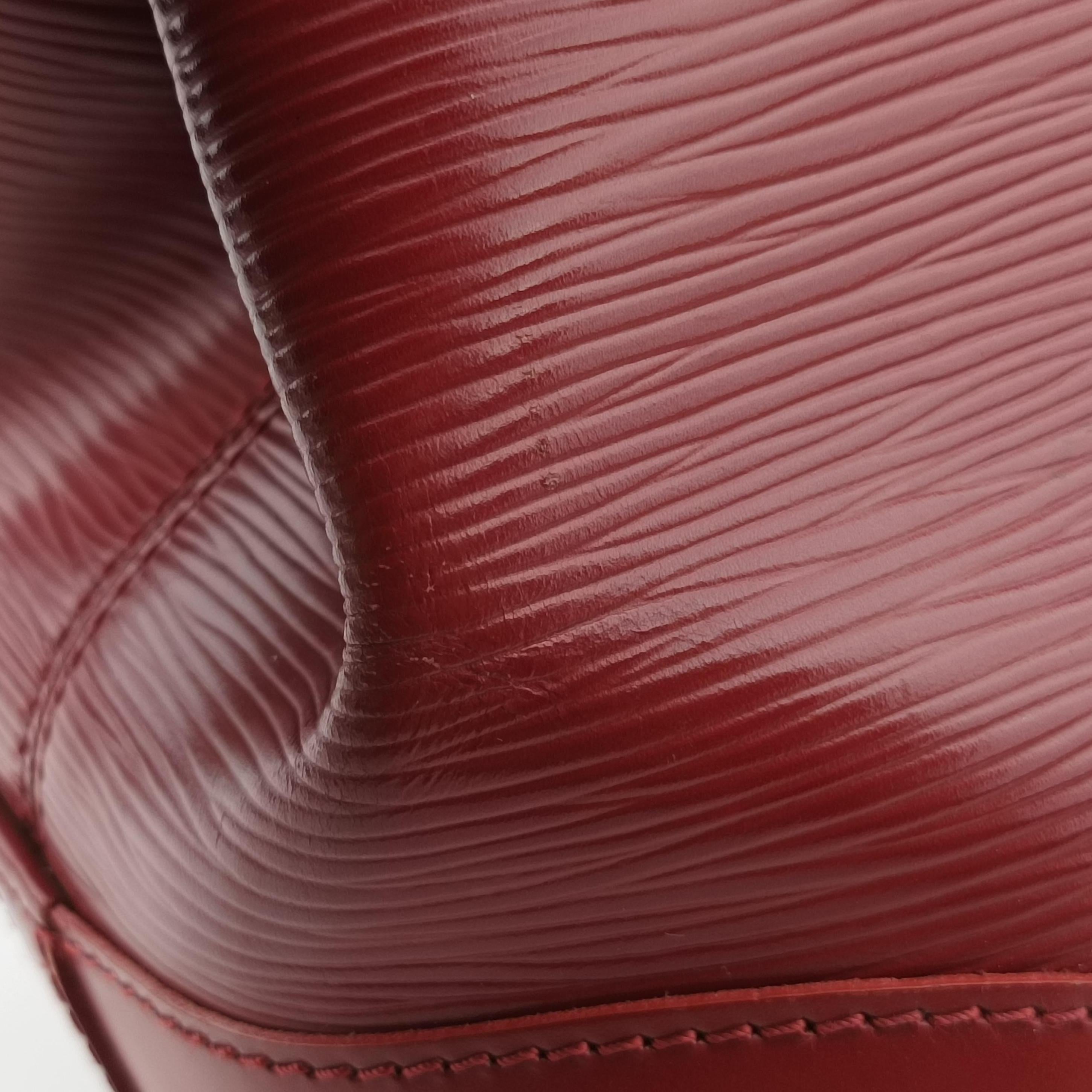 Pre-owned Louis Vuitton Bagatelle GM ruby Epi M4022M shoulderbag | stylenewstar