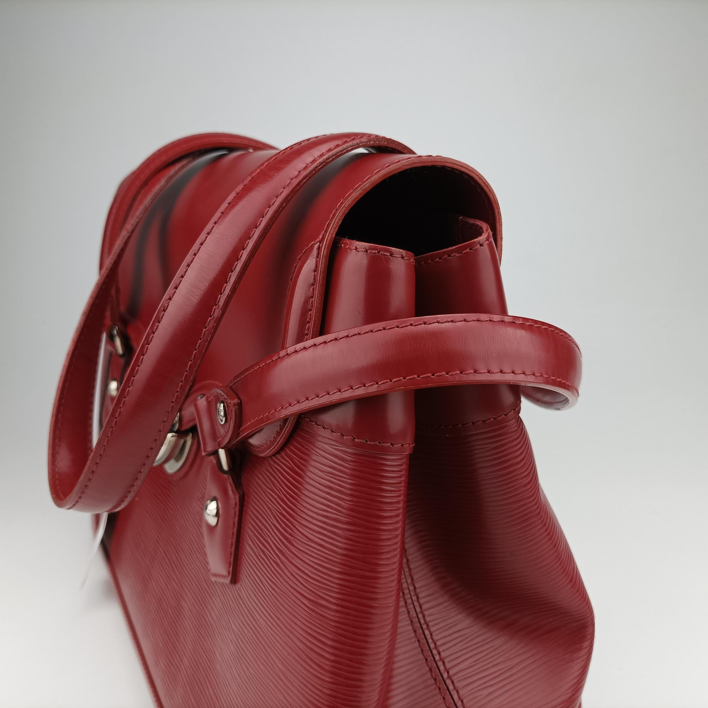 Pre-owned Louis Vuitton Bagatelle GM ruby Epi M4022M shoulderbag | stylenewstar