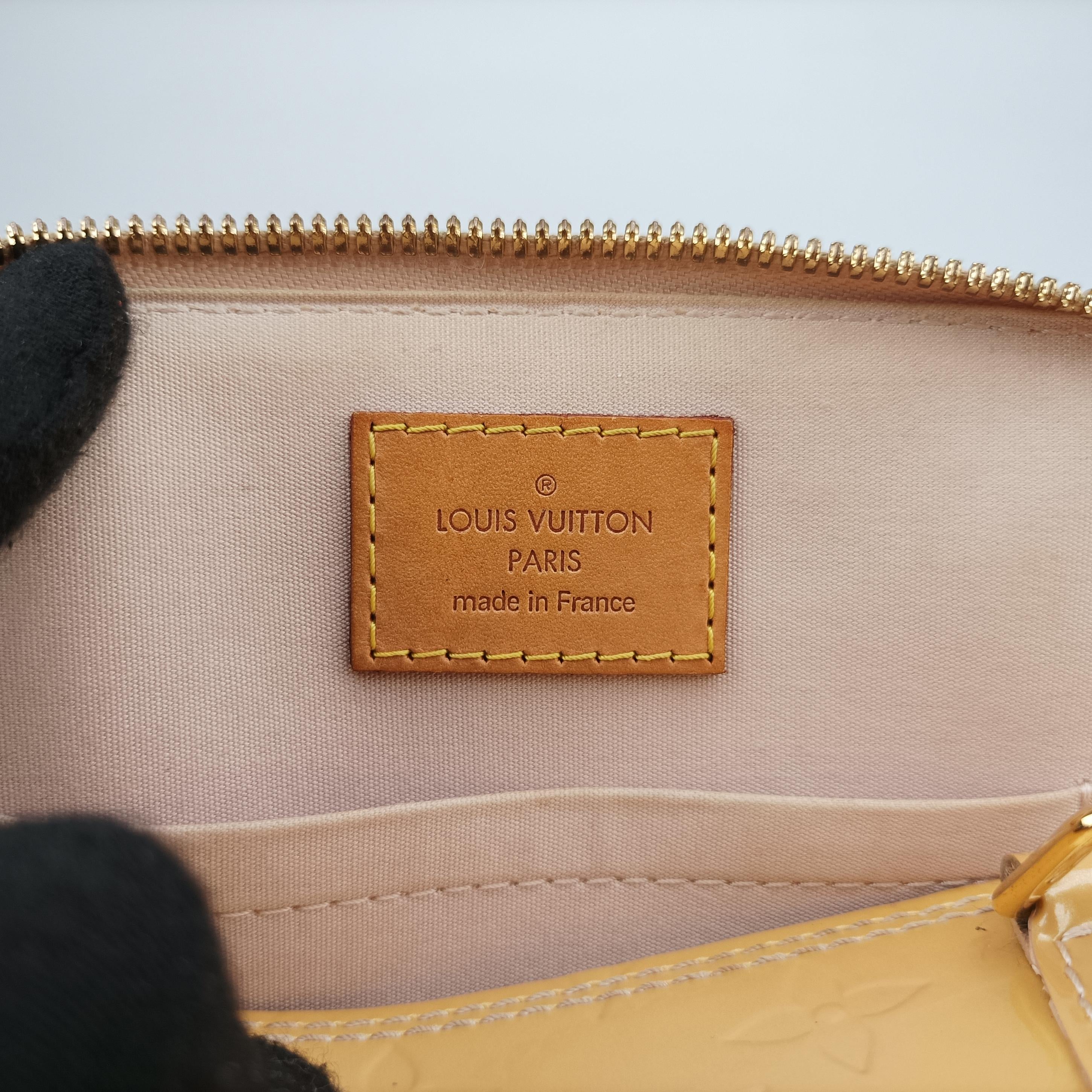 Pre-owned Louis Vuitton Alma BB rose angelique Vernis M90064 shoulderbag | stylenewstar