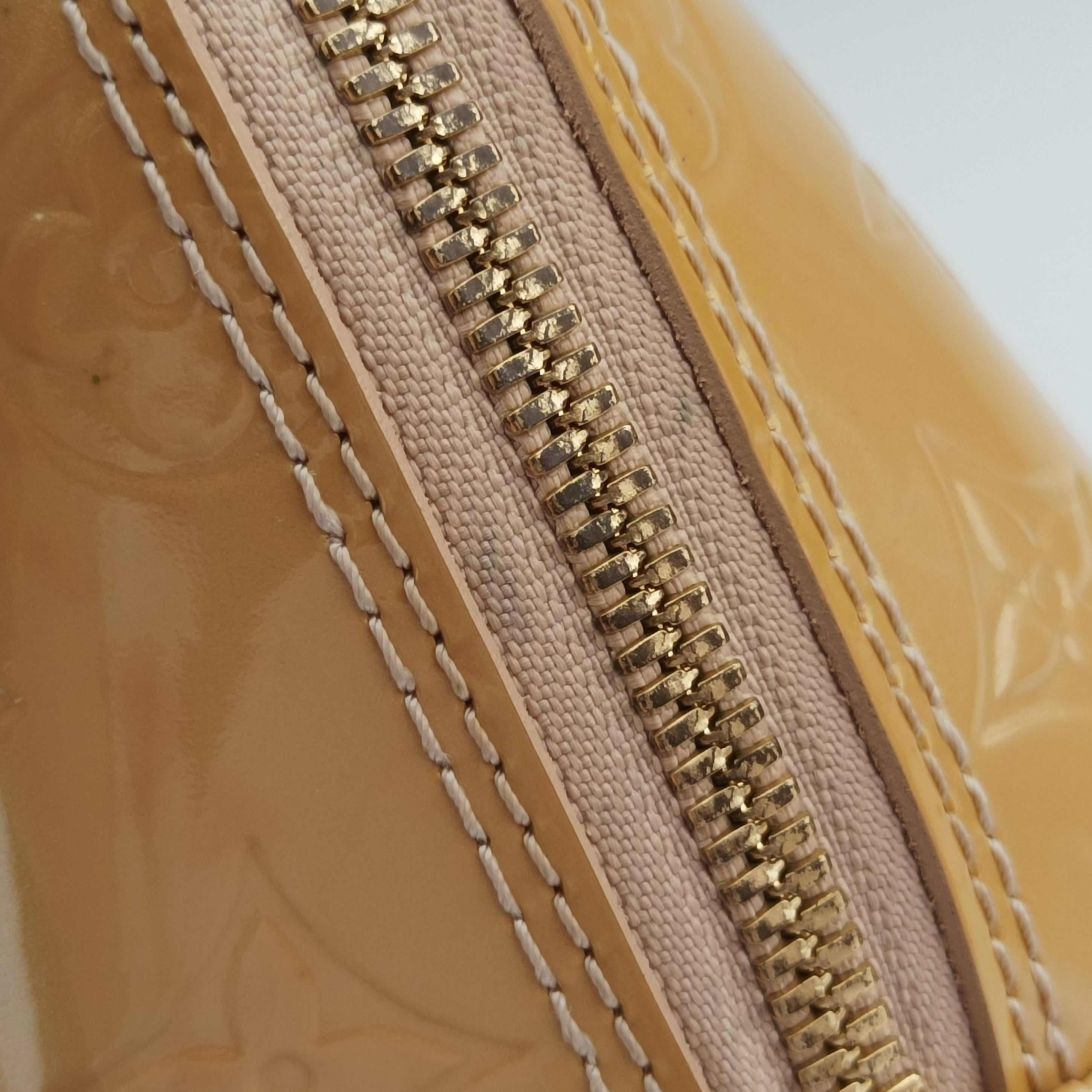 Pre-owned Louis Vuitton Alma BB rose angelique Vernis M90064 shoulderbag | stylenewstar