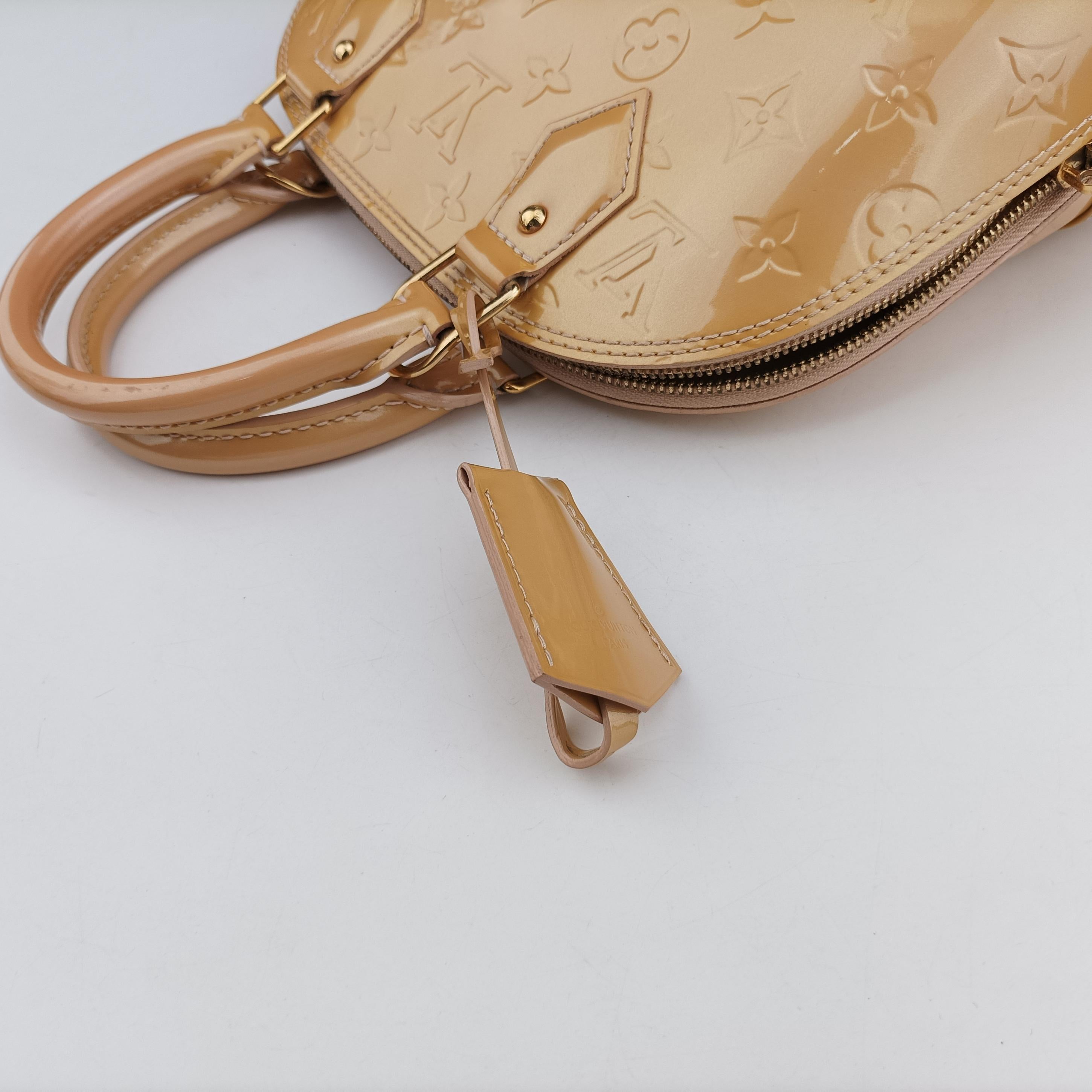 Pre-owned Louis Vuitton Alma BB rose angelique Vernis M90064 shoulderbag | stylenewstar