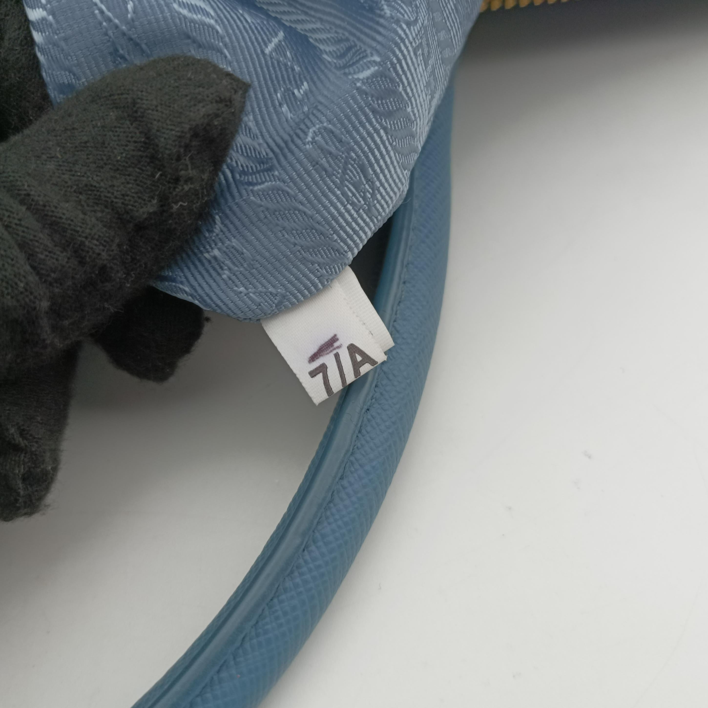 Secondhand Prada Galleria Blue SAFFIANO Leather BN1786 handbag | stylenewstar