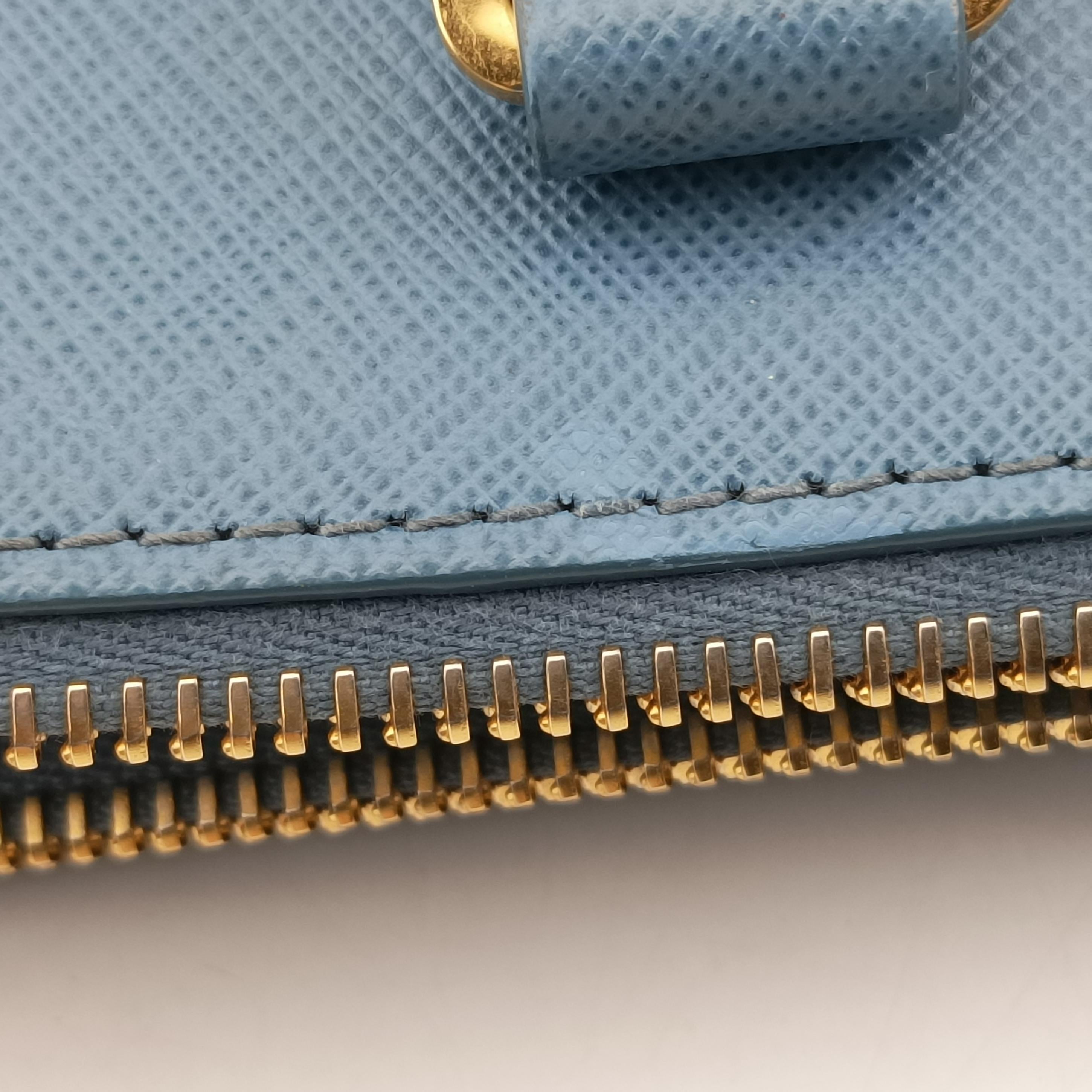 Secondhand Prada Galleria Blue SAFFIANO Leather BN1786 handbag | stylenewstar