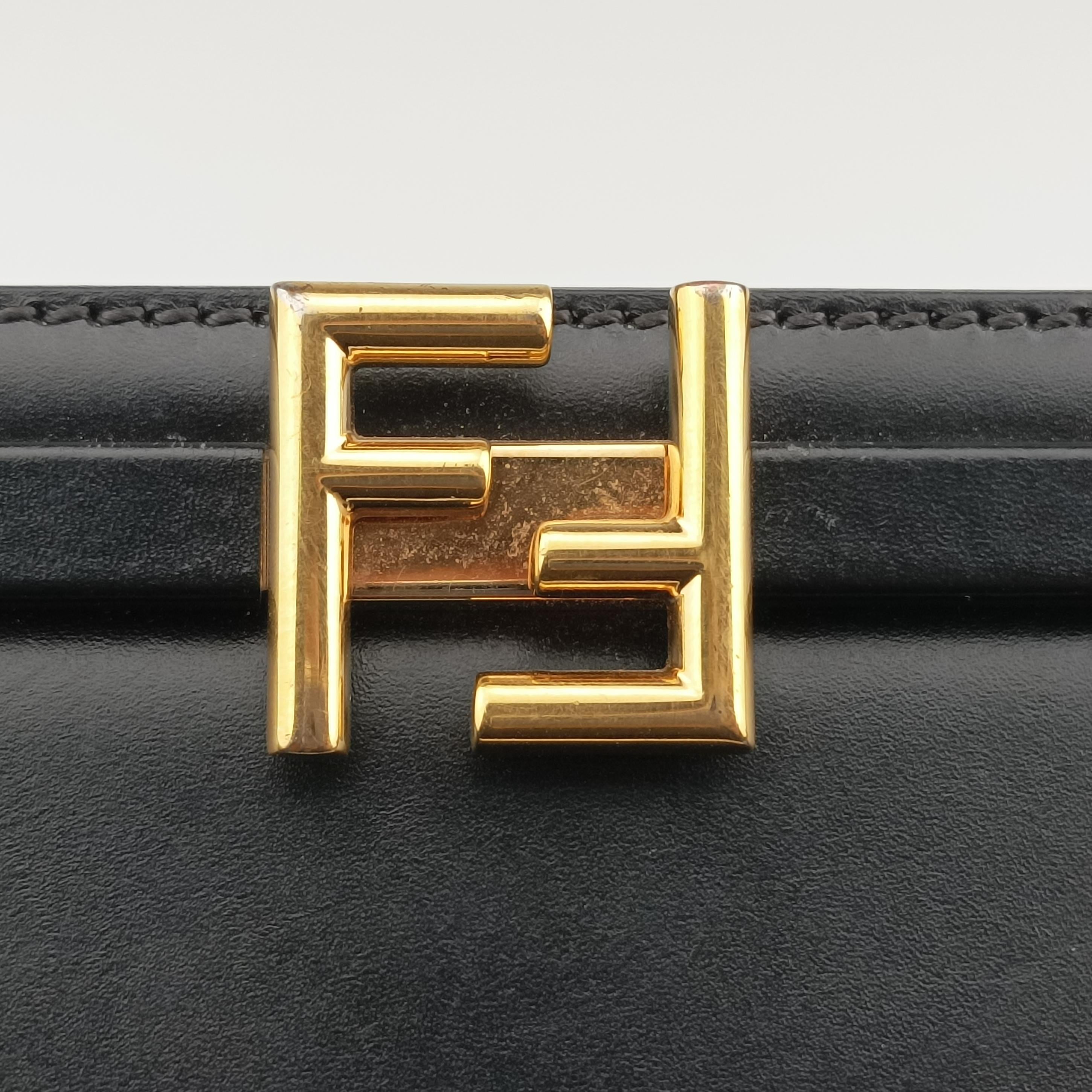 Pre-owned Fendi Touch Black Leather 8BT349 shoulderbag | stylenewstar
