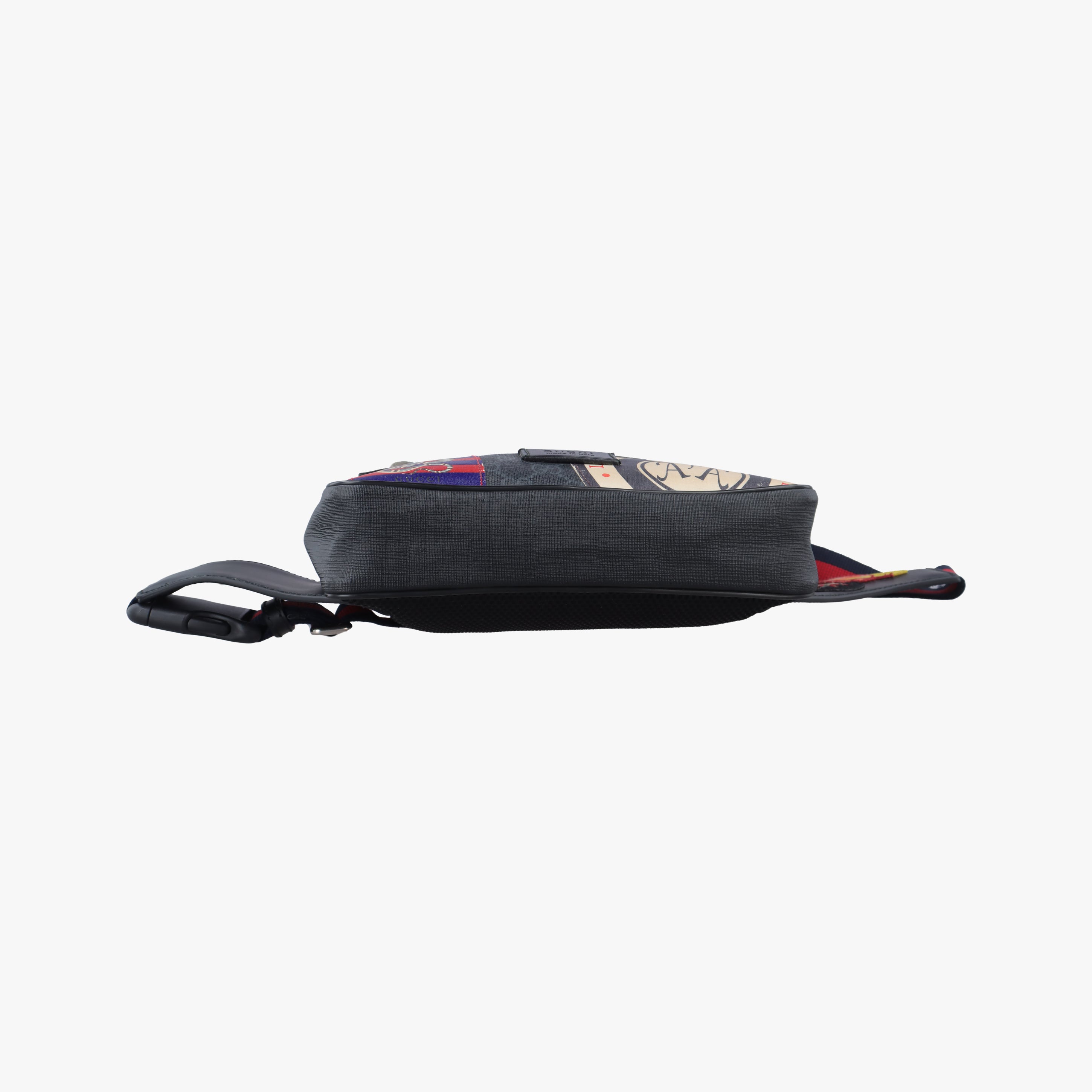 Pre-owned Gucci GG Supreme Night Courrier Black×Multicolour PVC coated canvas 474293 bum bag/waist bag | stylenewstar